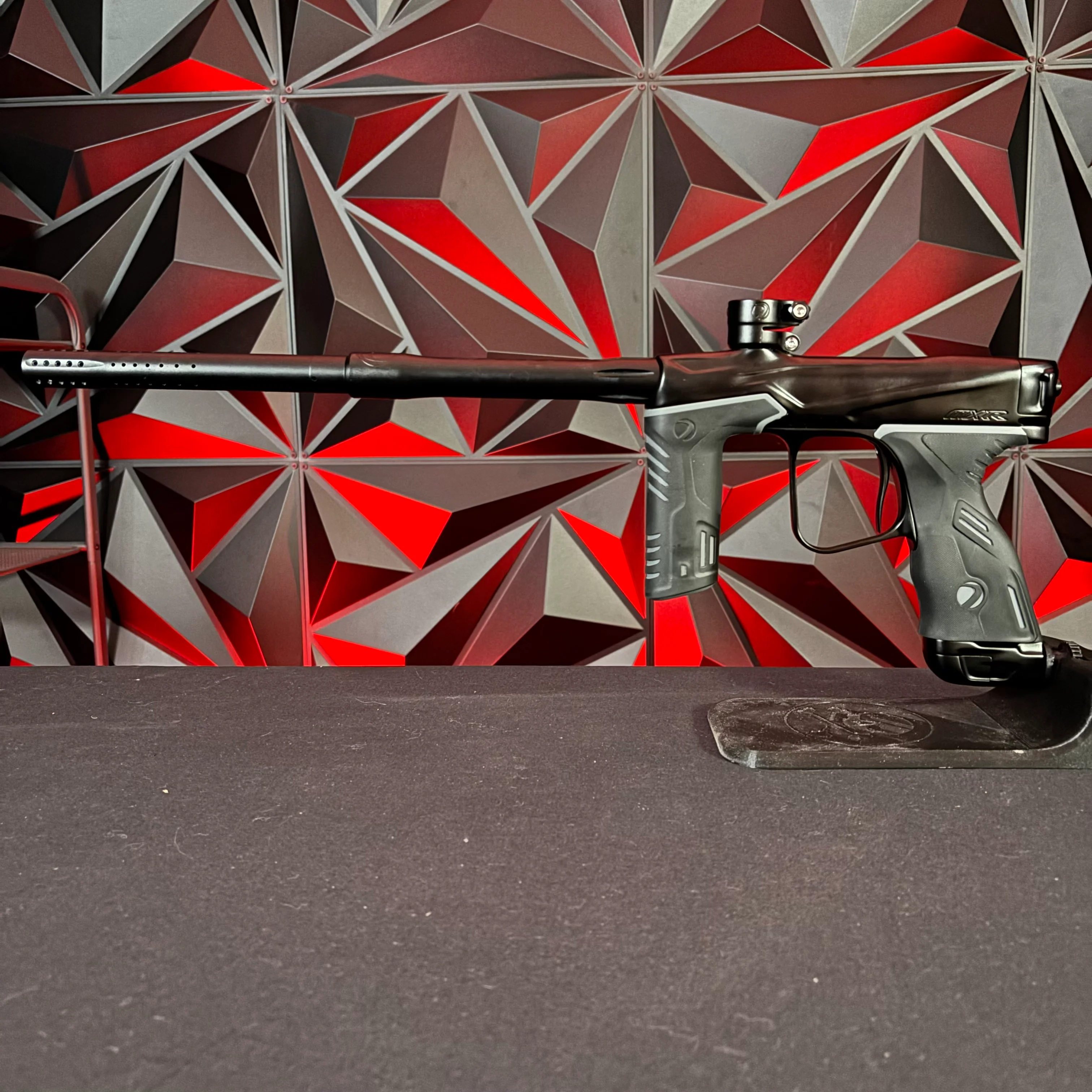 Used Dye MXR Paintball Gun - Onyx w/ V2 Upgrade Kit - Image 7