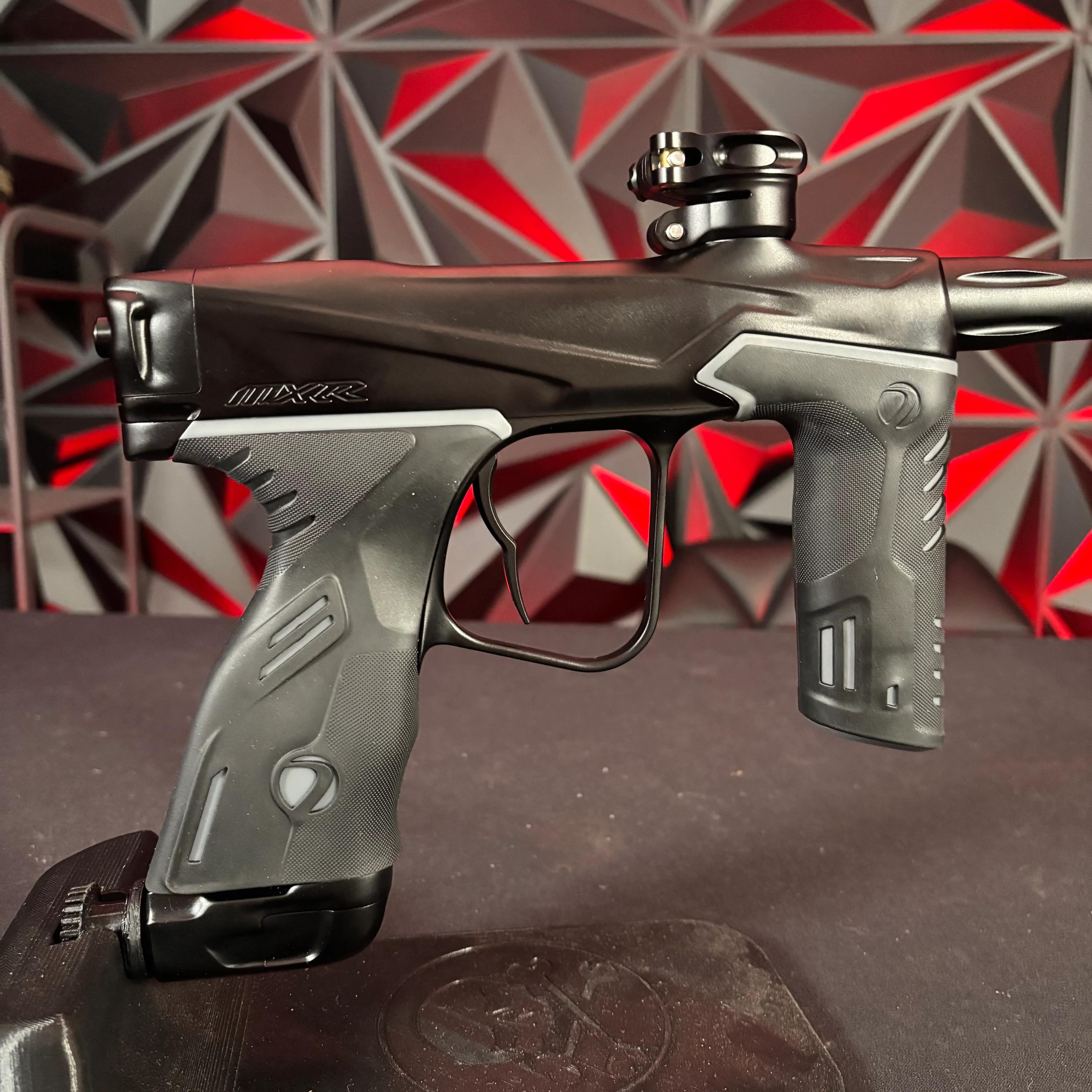 Used Dye MXR Paintball Gun - Darkness w/ V2 Upgrade Kit - Image 2