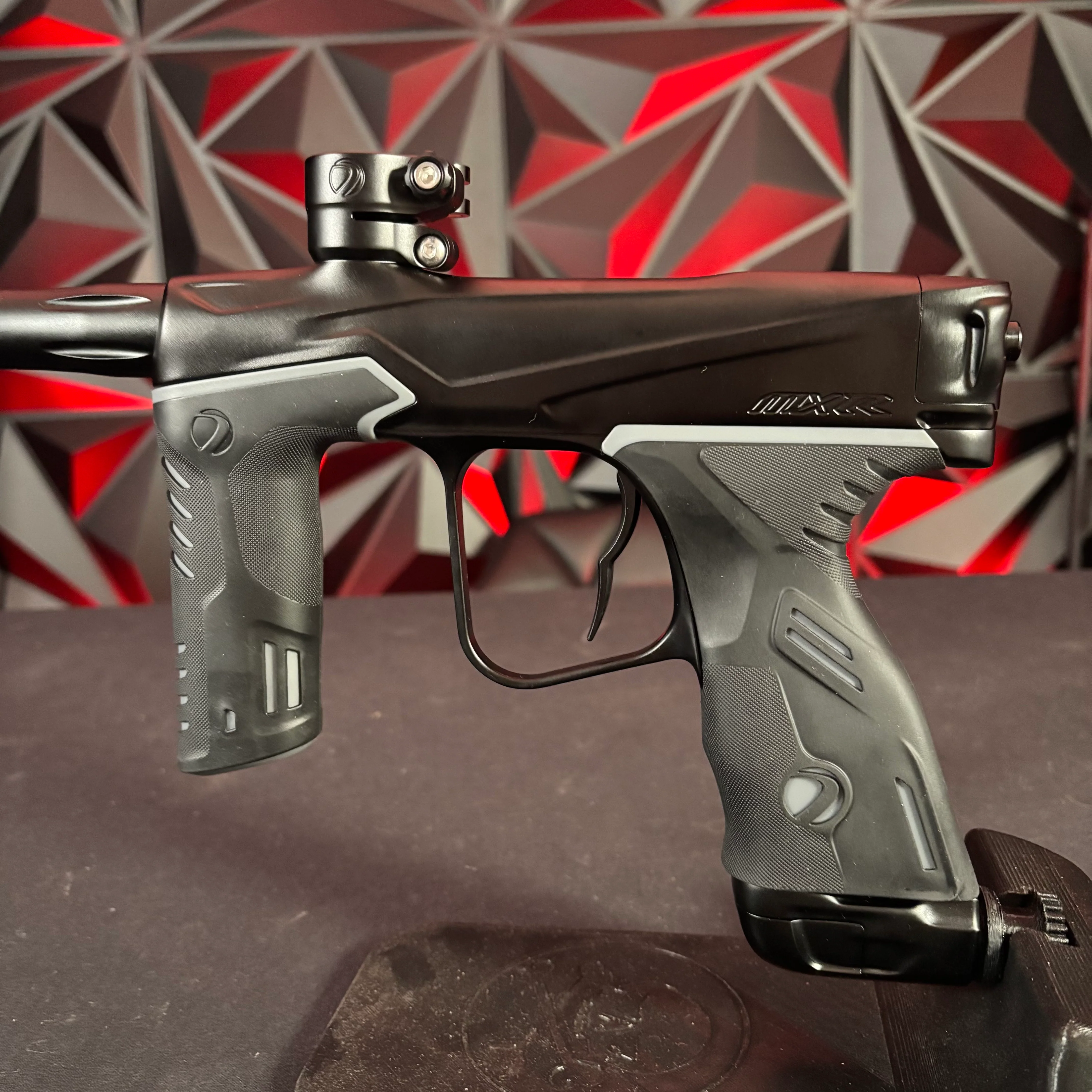 Used Dye MXR Paintball Gun - Darkness w/ V2 Upgrade Kit - Image 4