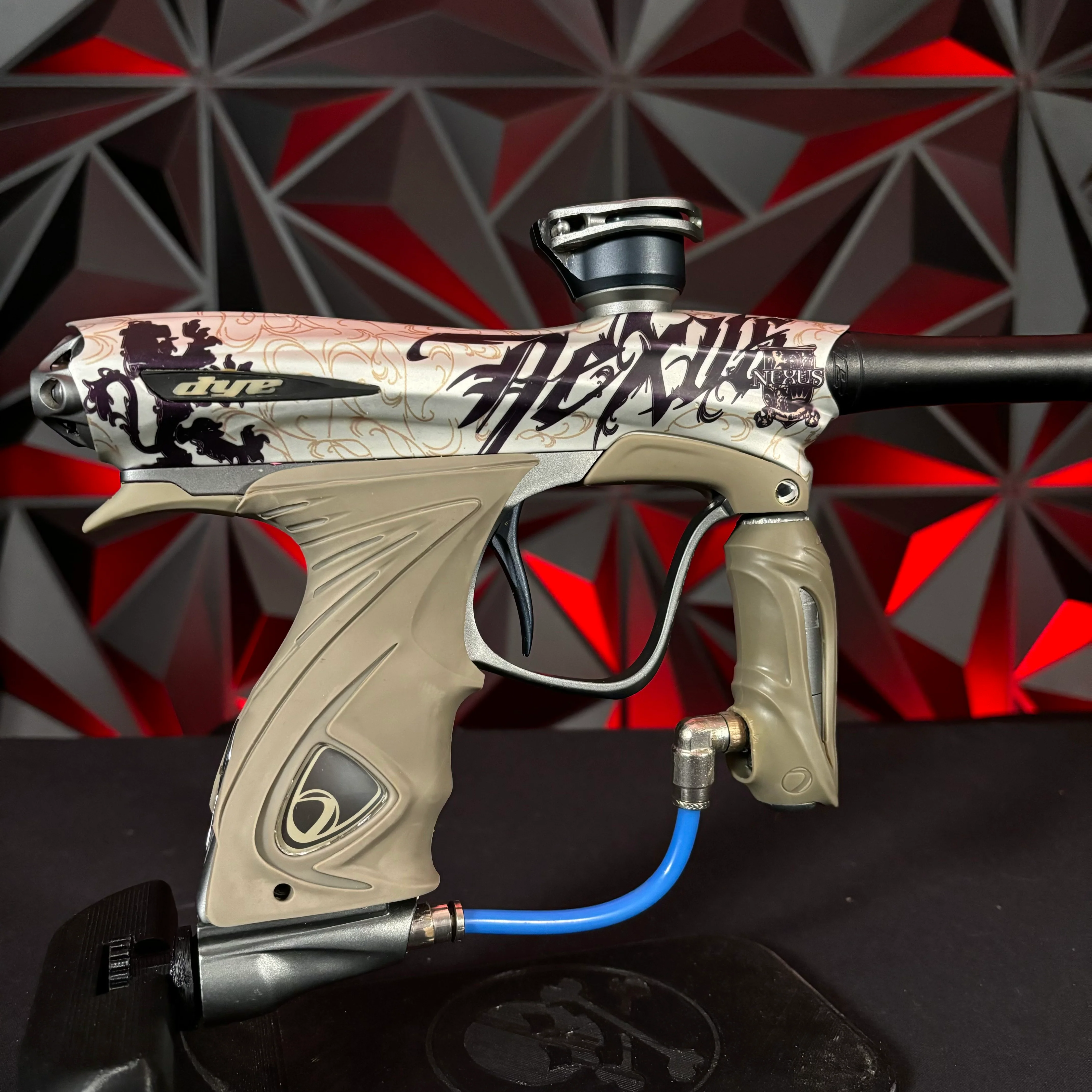 Used Dye NT11 Piantball Gun - Nexus - Image 2
