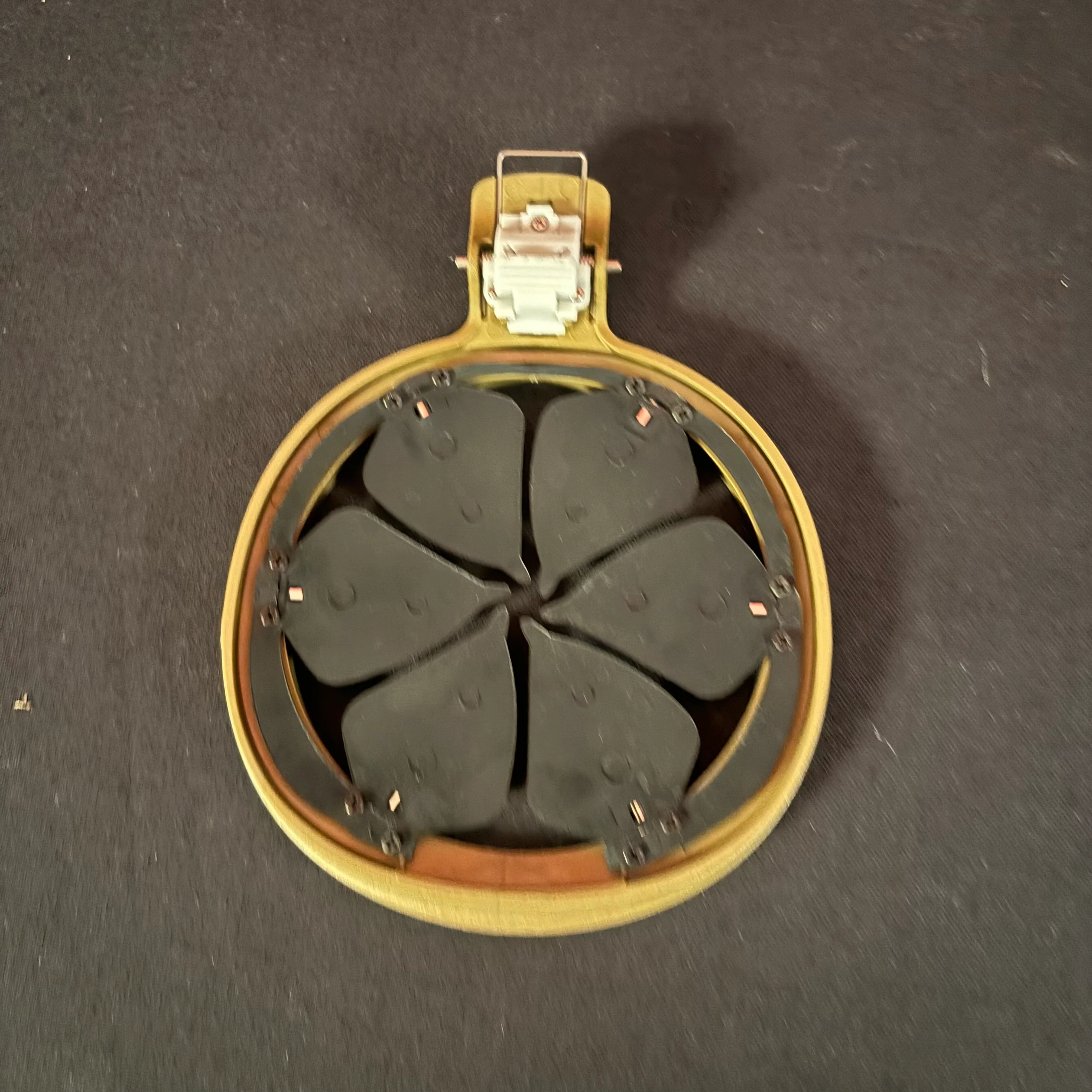 Used Dye R-2 Speedfeed - Tan - Image 2