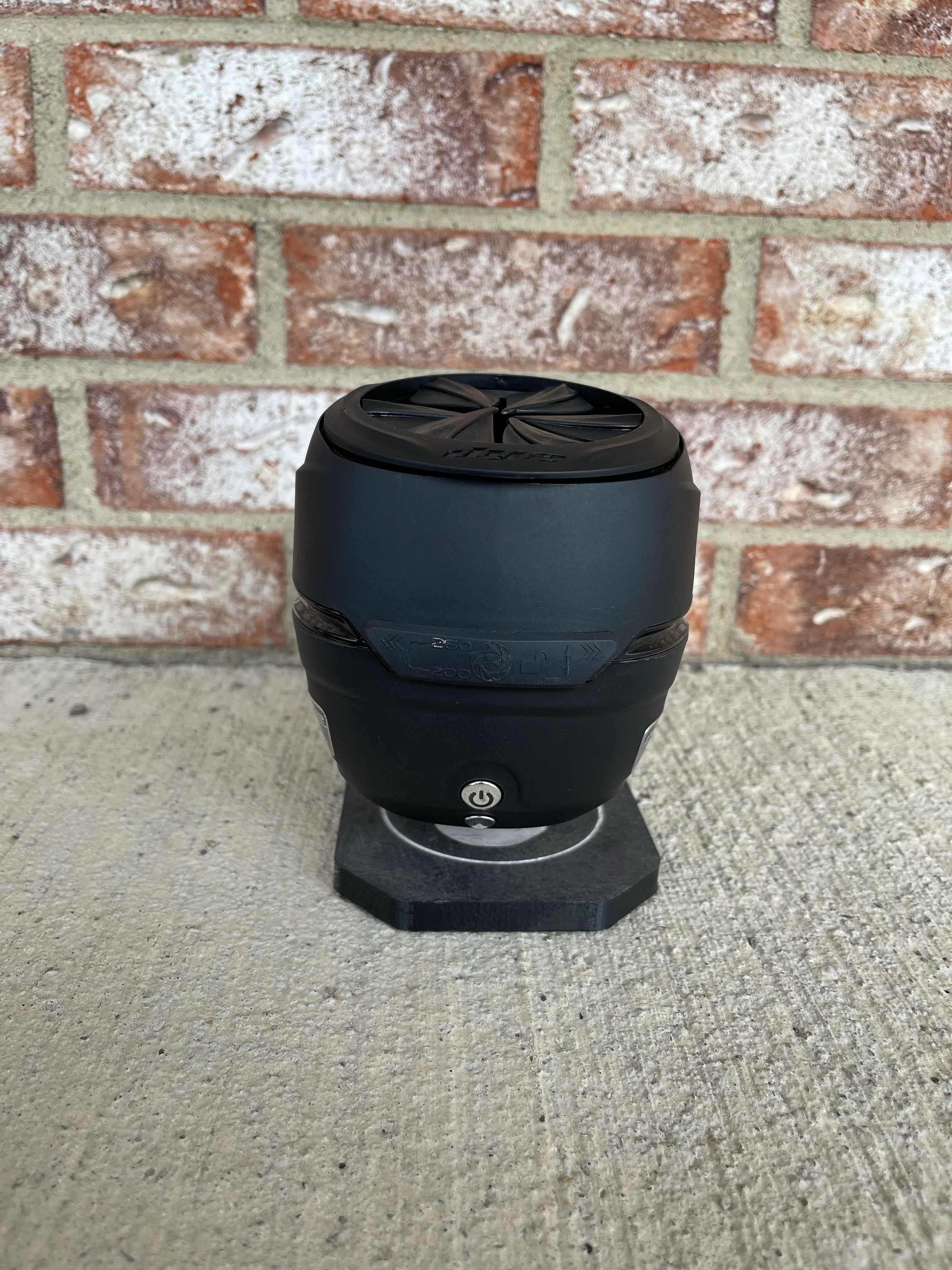 Used Dye R2 Paintball Loader - Black - Image 3