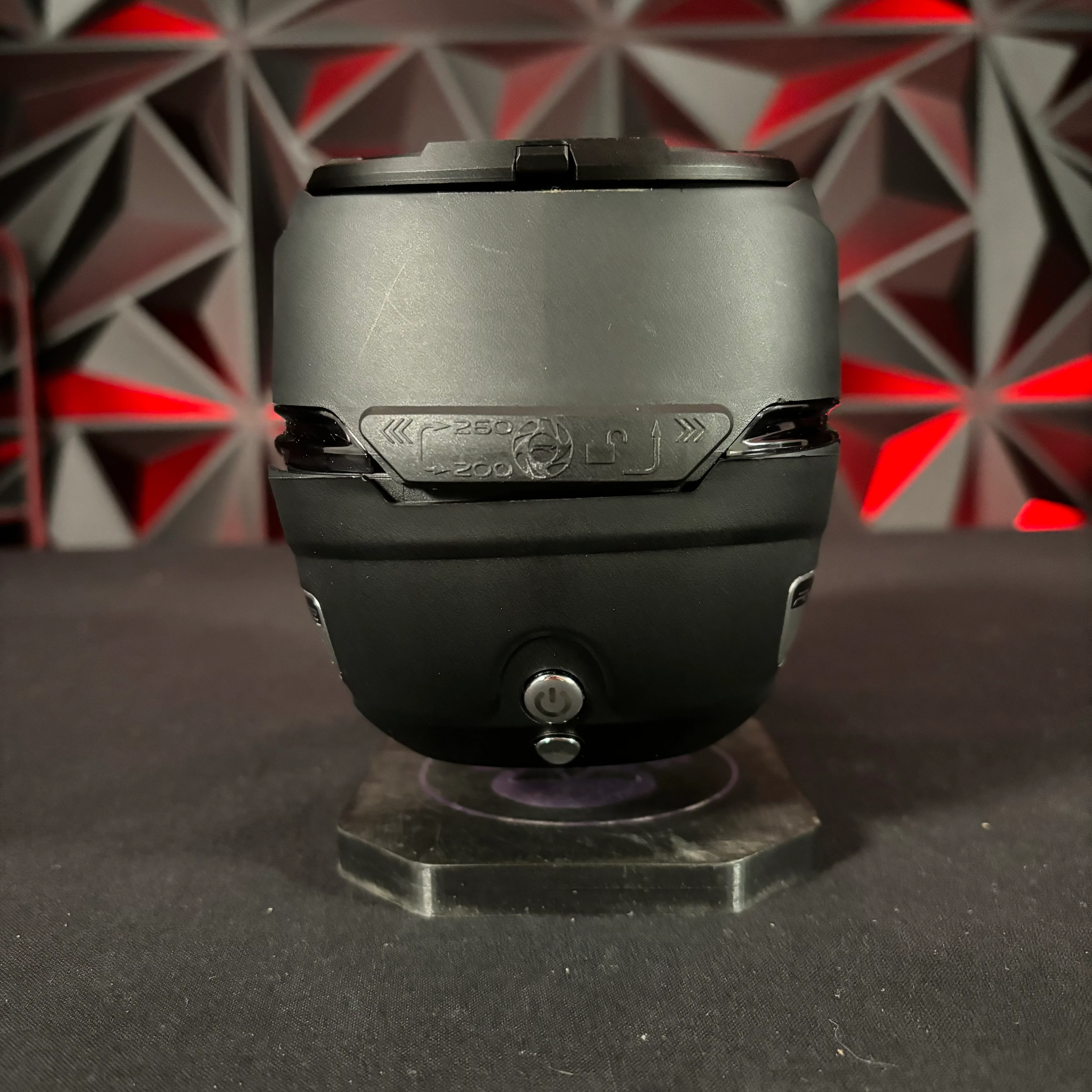 Used Dye R2 Paintball Loader - Black w/Evo Speedfeed & Rain Lid - Image 4