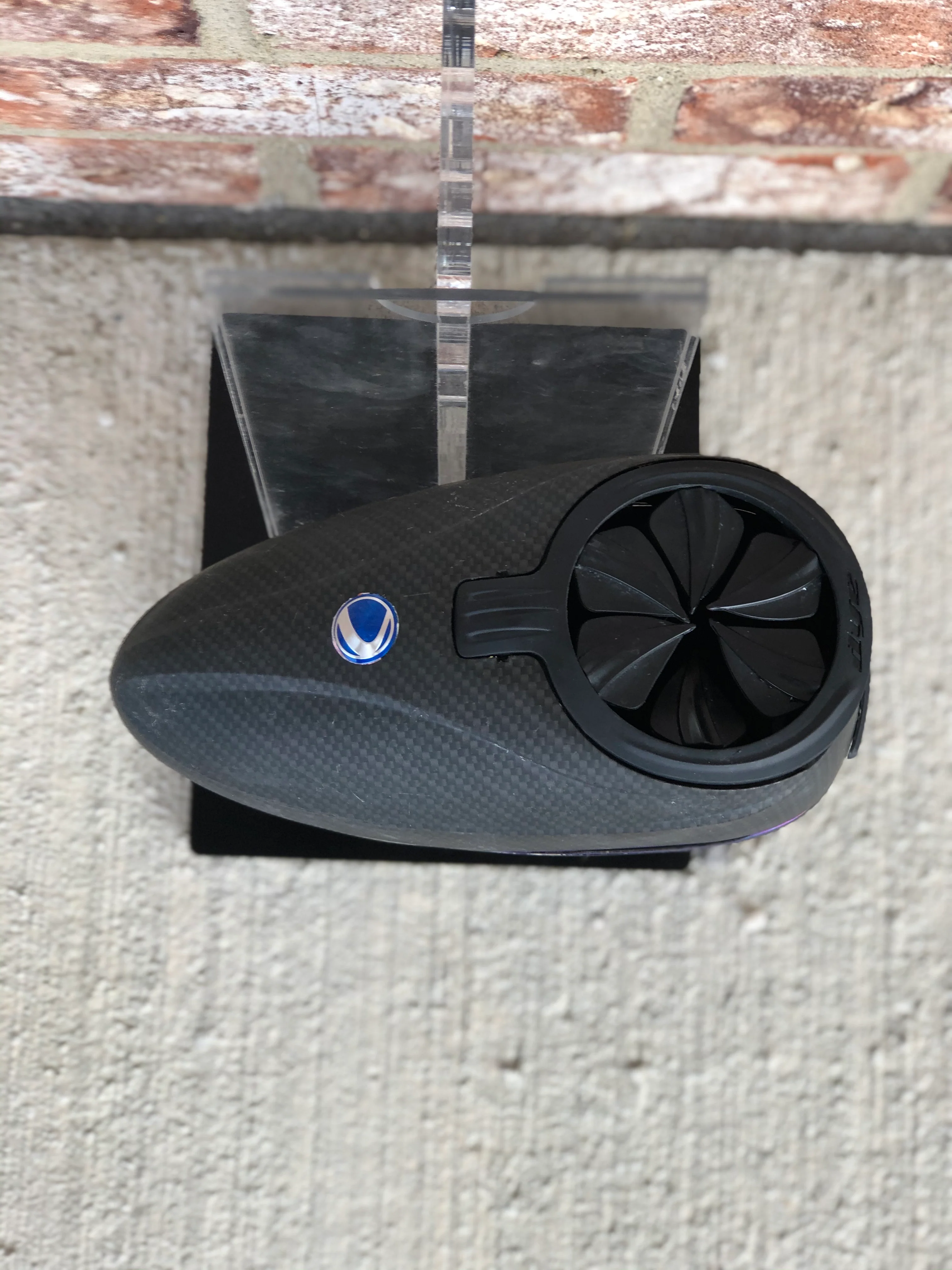 Used Dye R2 Paintball Loader- Carbon w/ Blue - Image 3