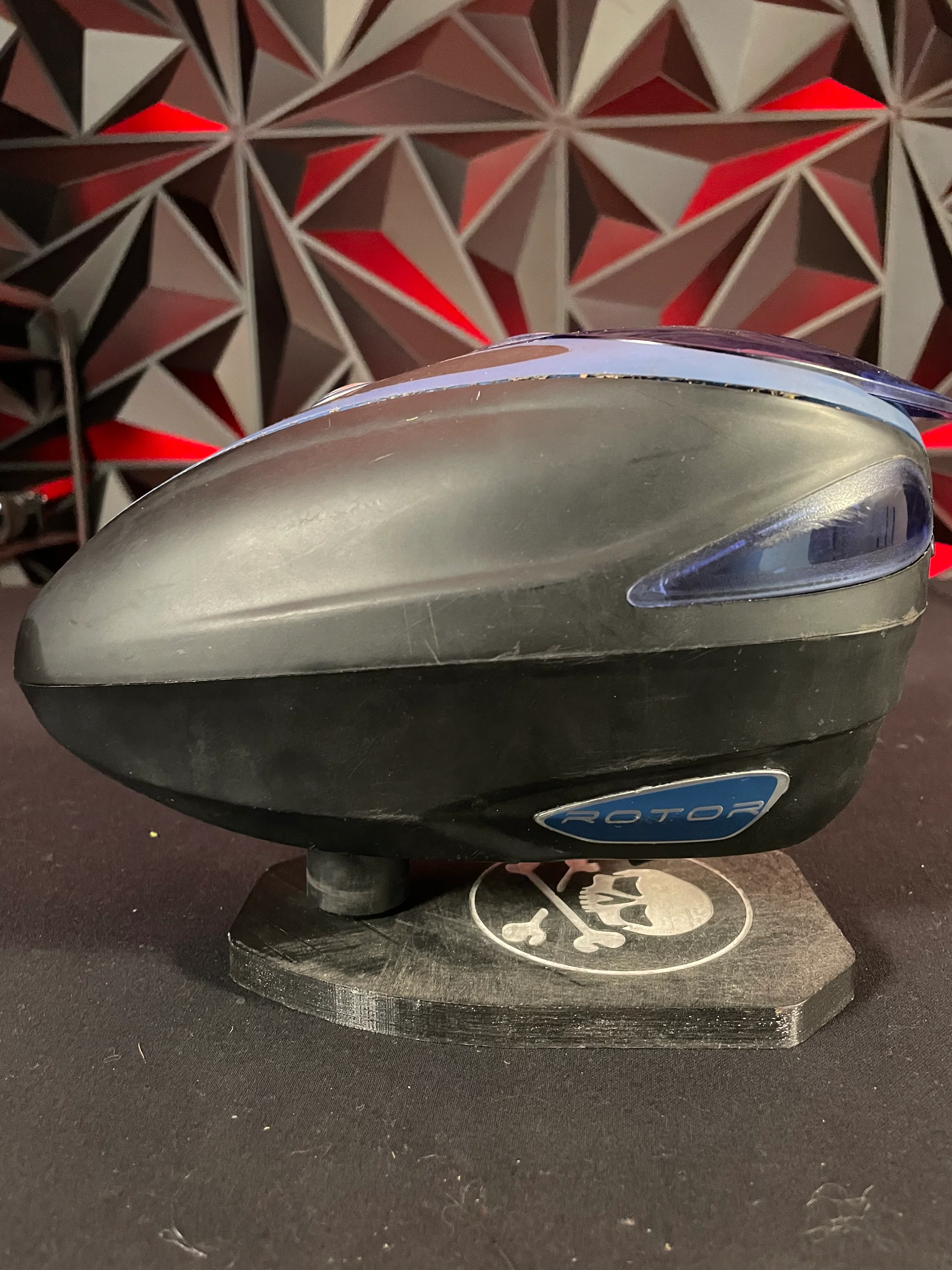 Used Dye Rotor Paintball Loader - Black/Blue w/ Rain Lid - Image 2