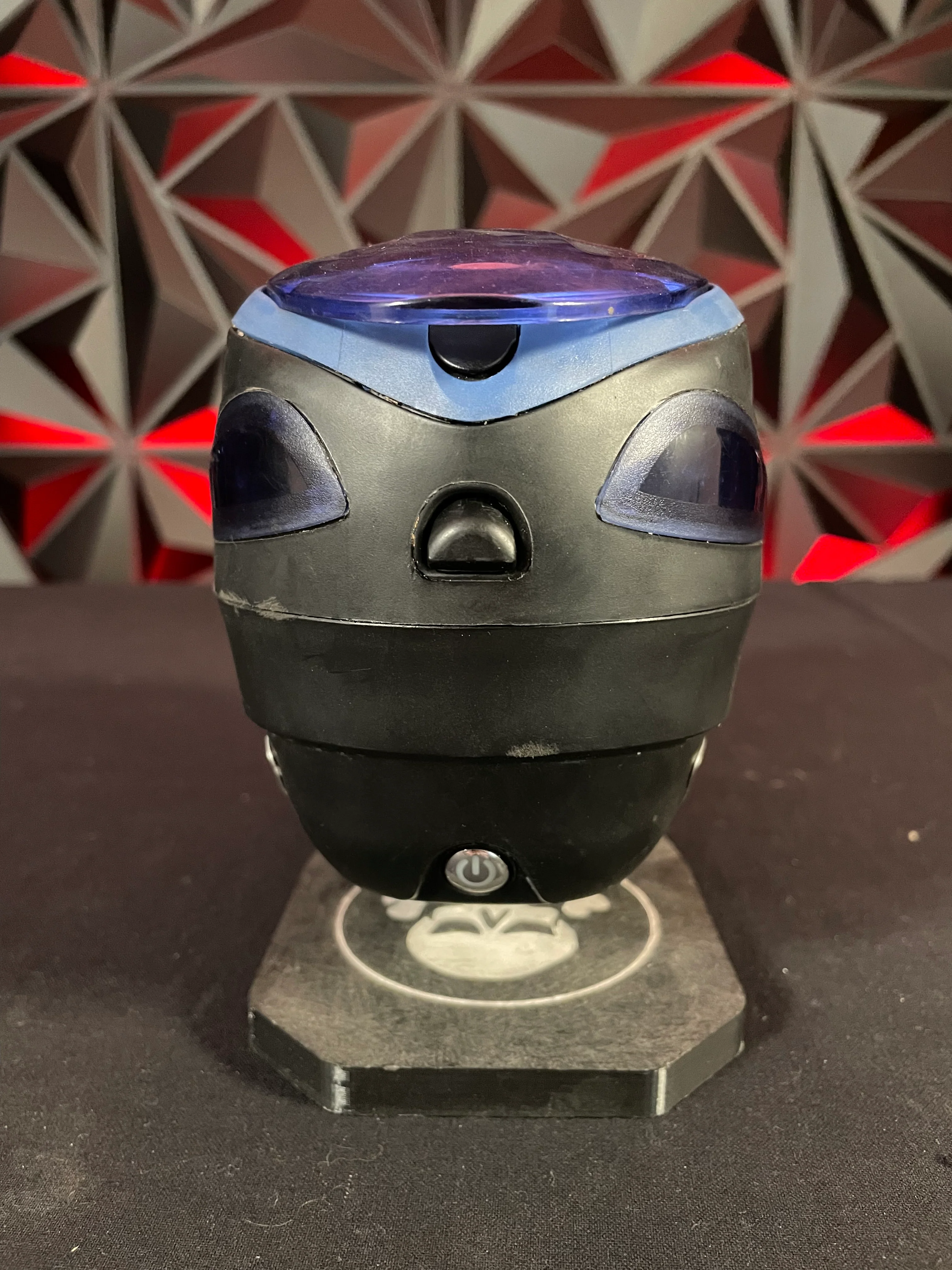 Used Dye Rotor Paintball Loader - Black/Blue w/ Rain Lid - Image 4