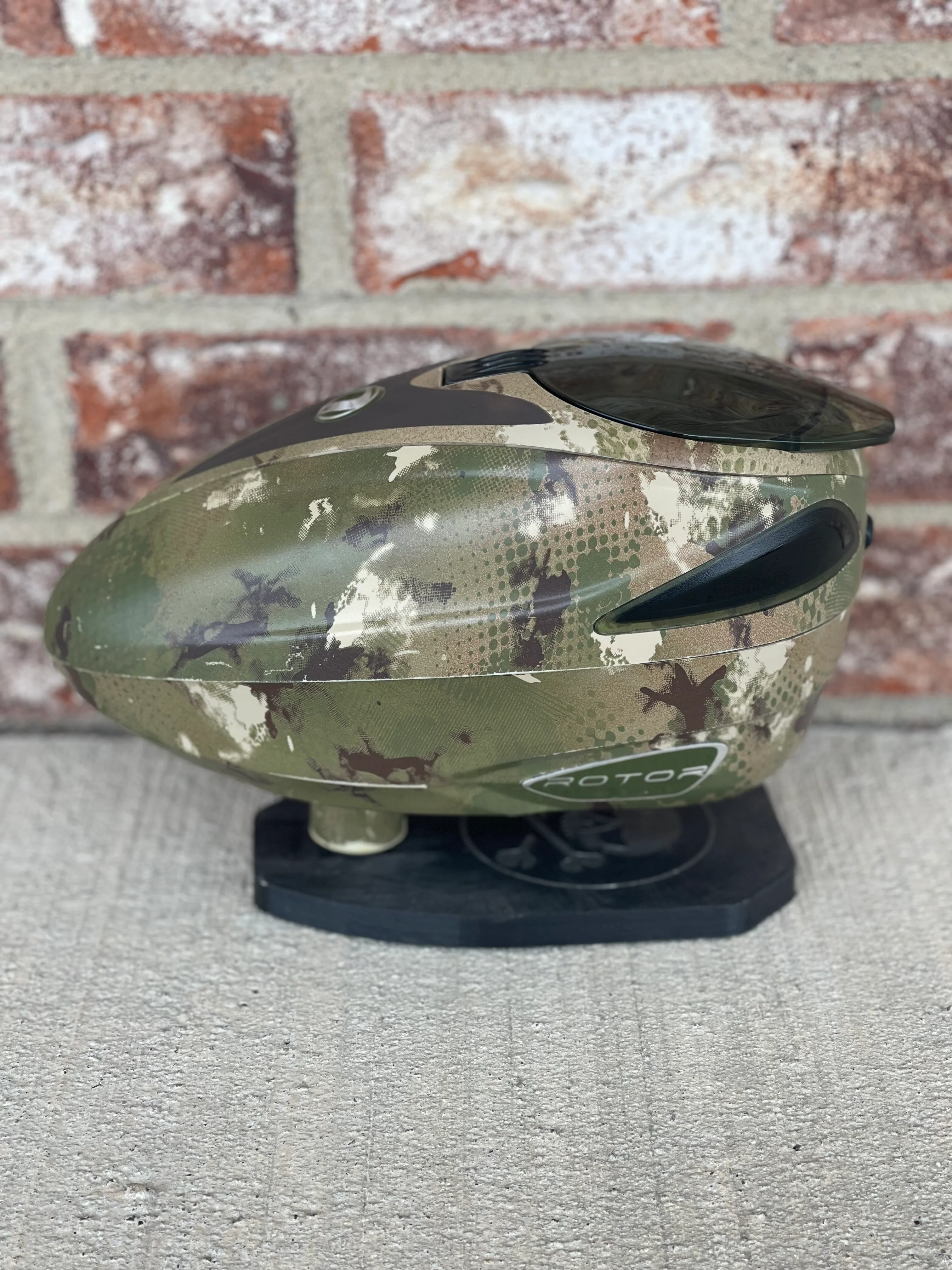Used Dye Rotor Paintball Loader - Camo (DyeCam) - Image 2