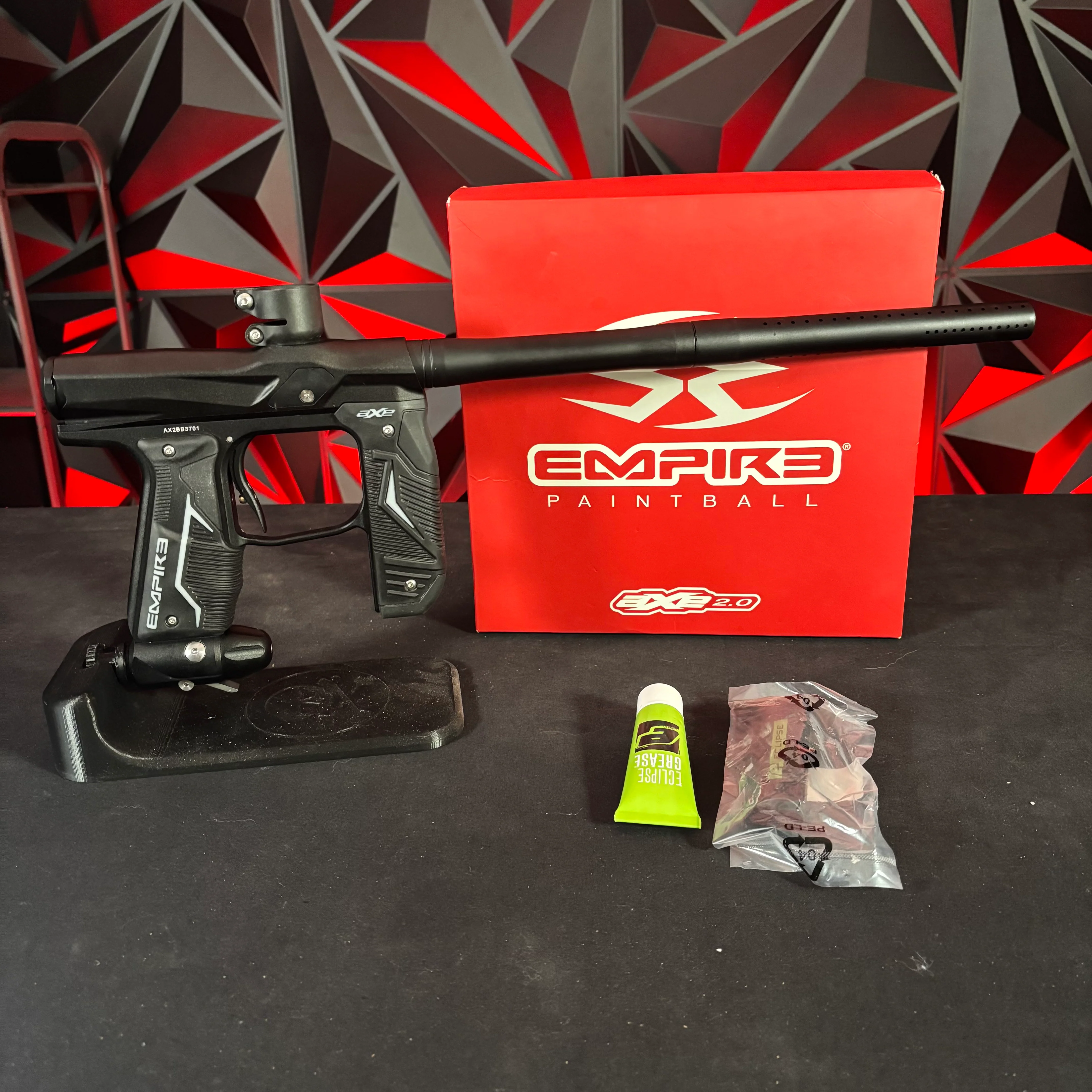 Used Empire Axe 2.0 Paintball Gun - Black