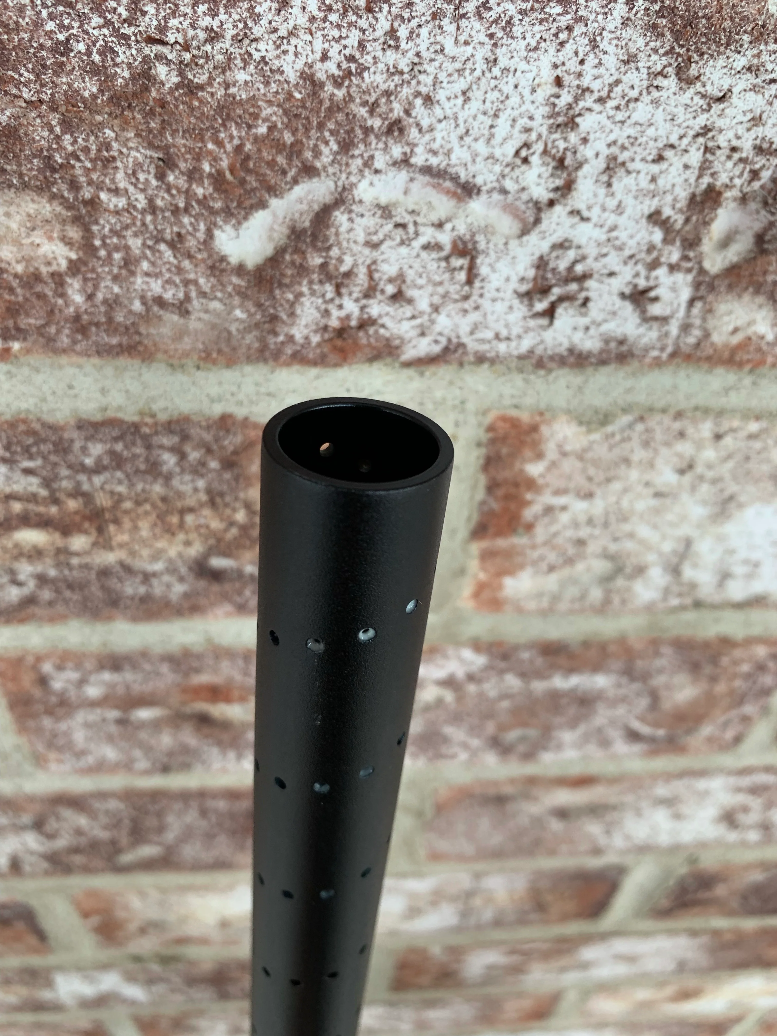 Used Empire Axe 2.0 Paintball Gun - Black / Gold - Image 6