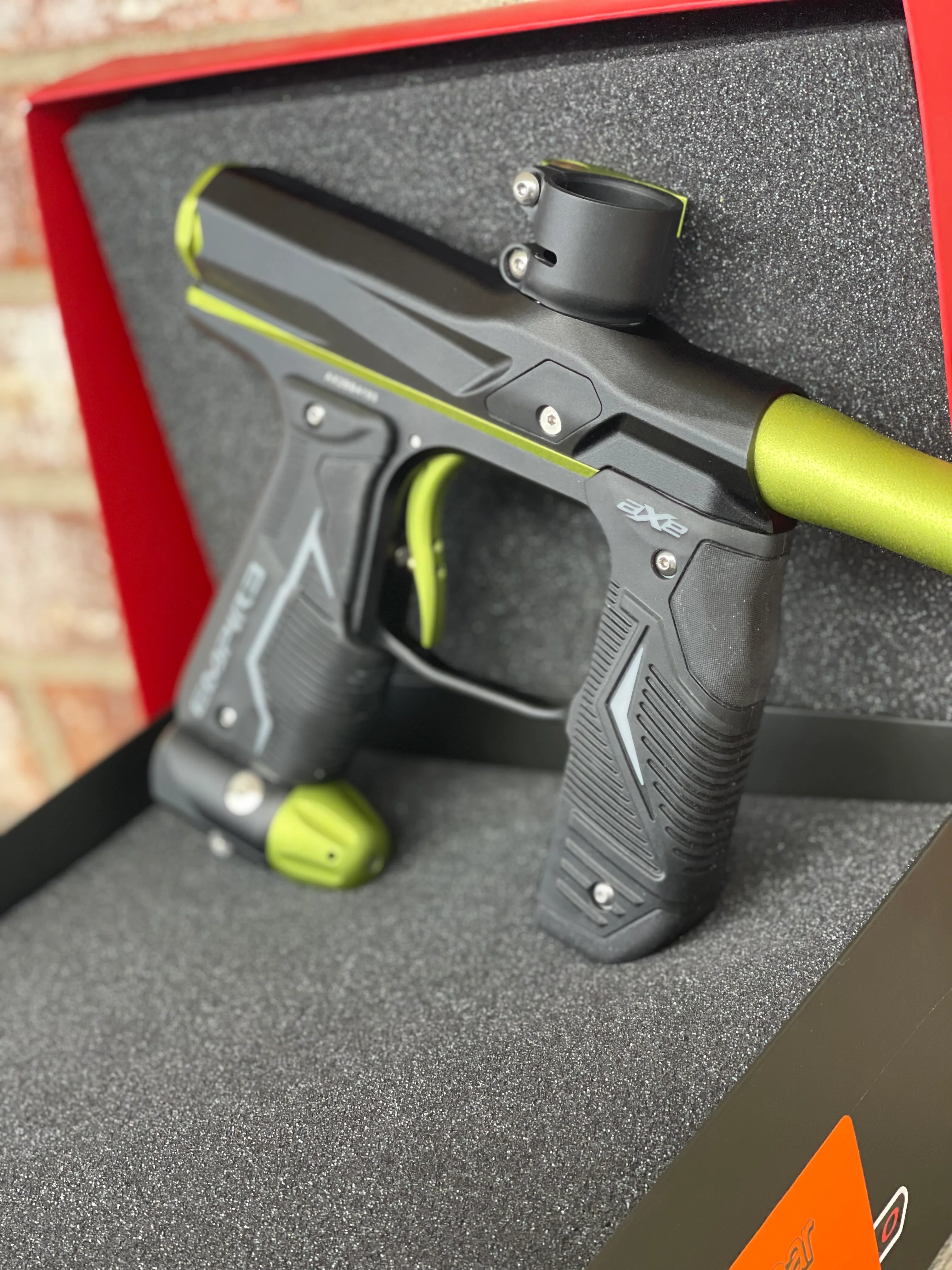 Used Empire Axe 2.0 Paintball Gun - Black w/Lime Accents - Image 3