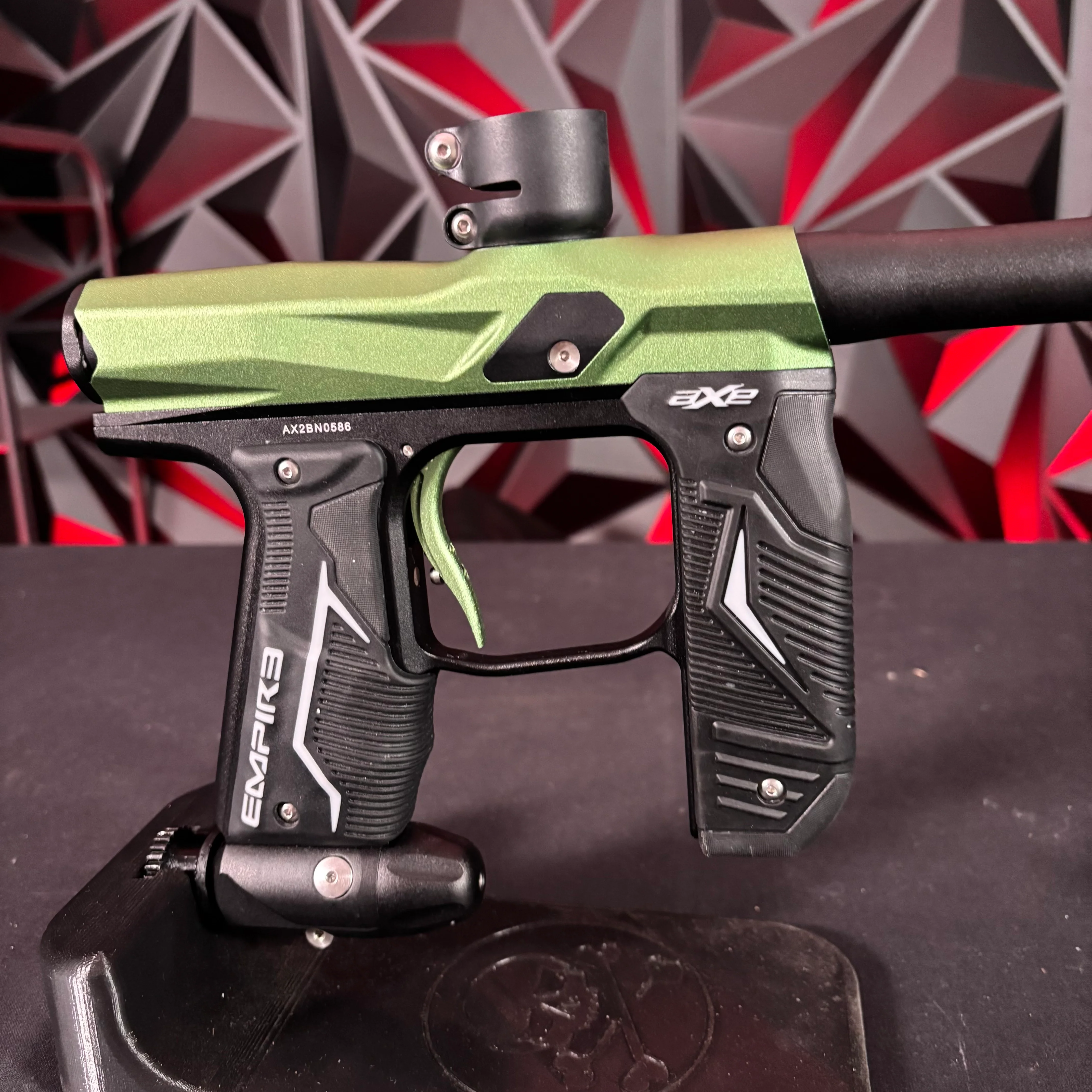 Used Empire Axe 2.0 Paintball Gun - Green/ Black - Image 3