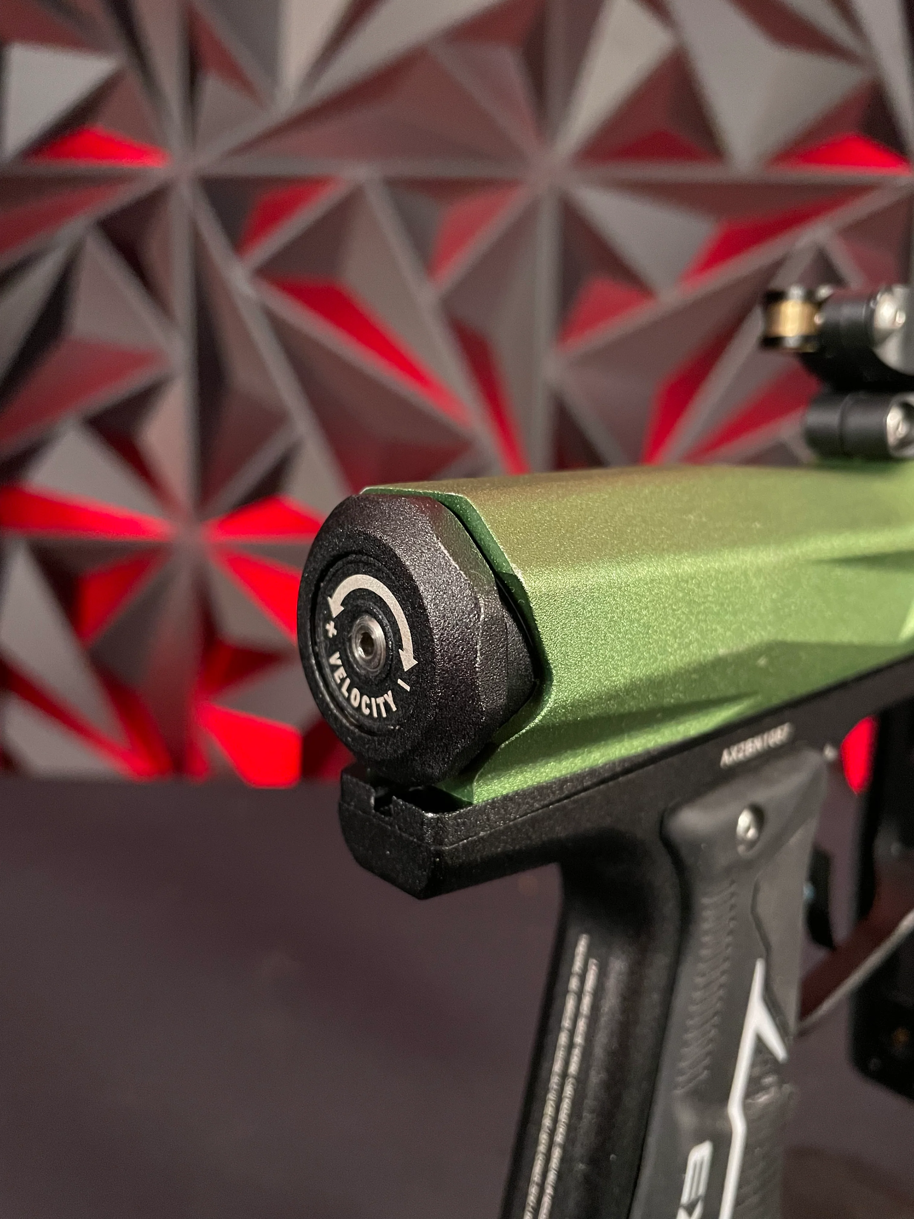 Used Empire Axe 2.0 Paintball Gun - Green / Black w/Redline Board - Image 6