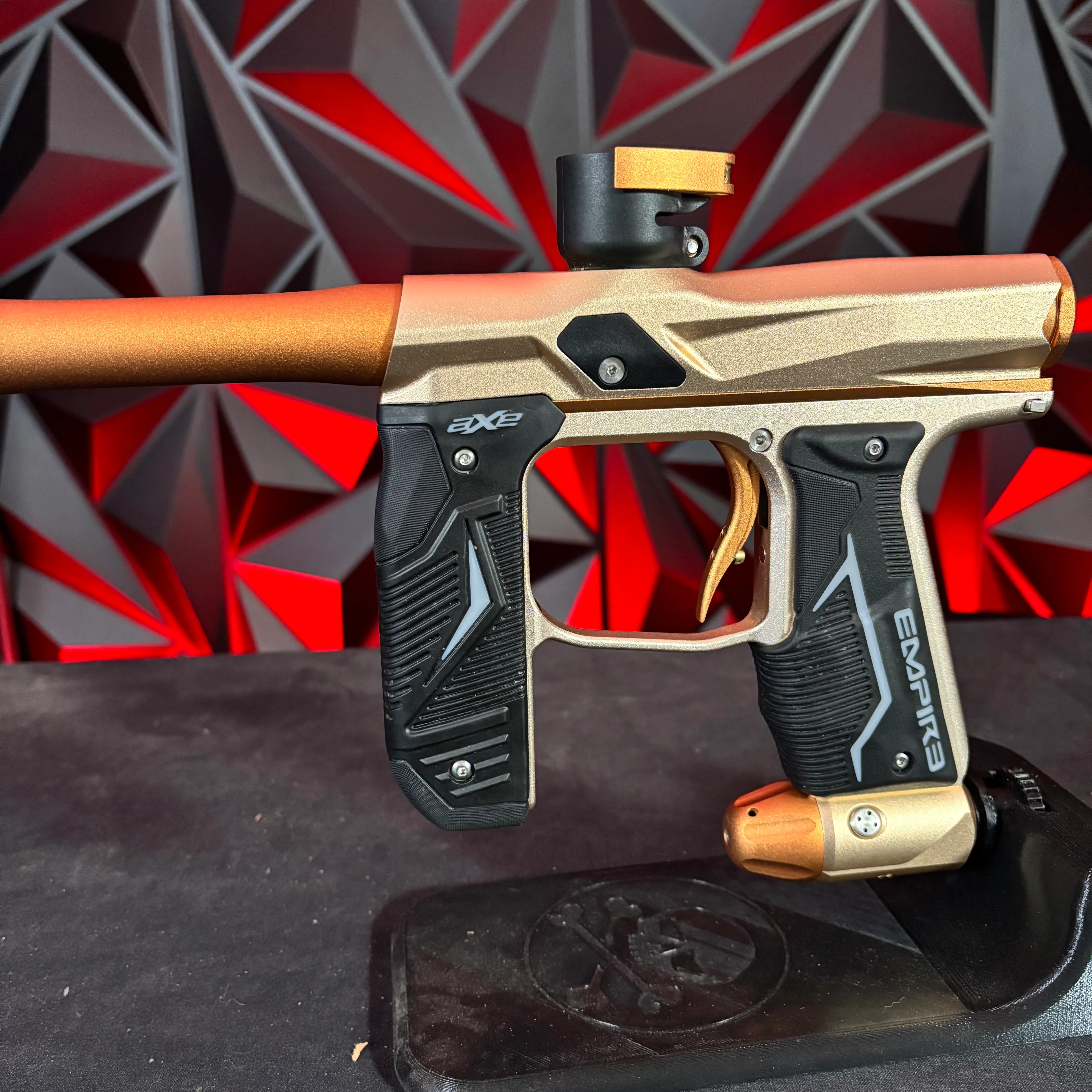 Used Empire Axe 2.0 Paintball Gun - Sandstone/ Bronze - Image 5