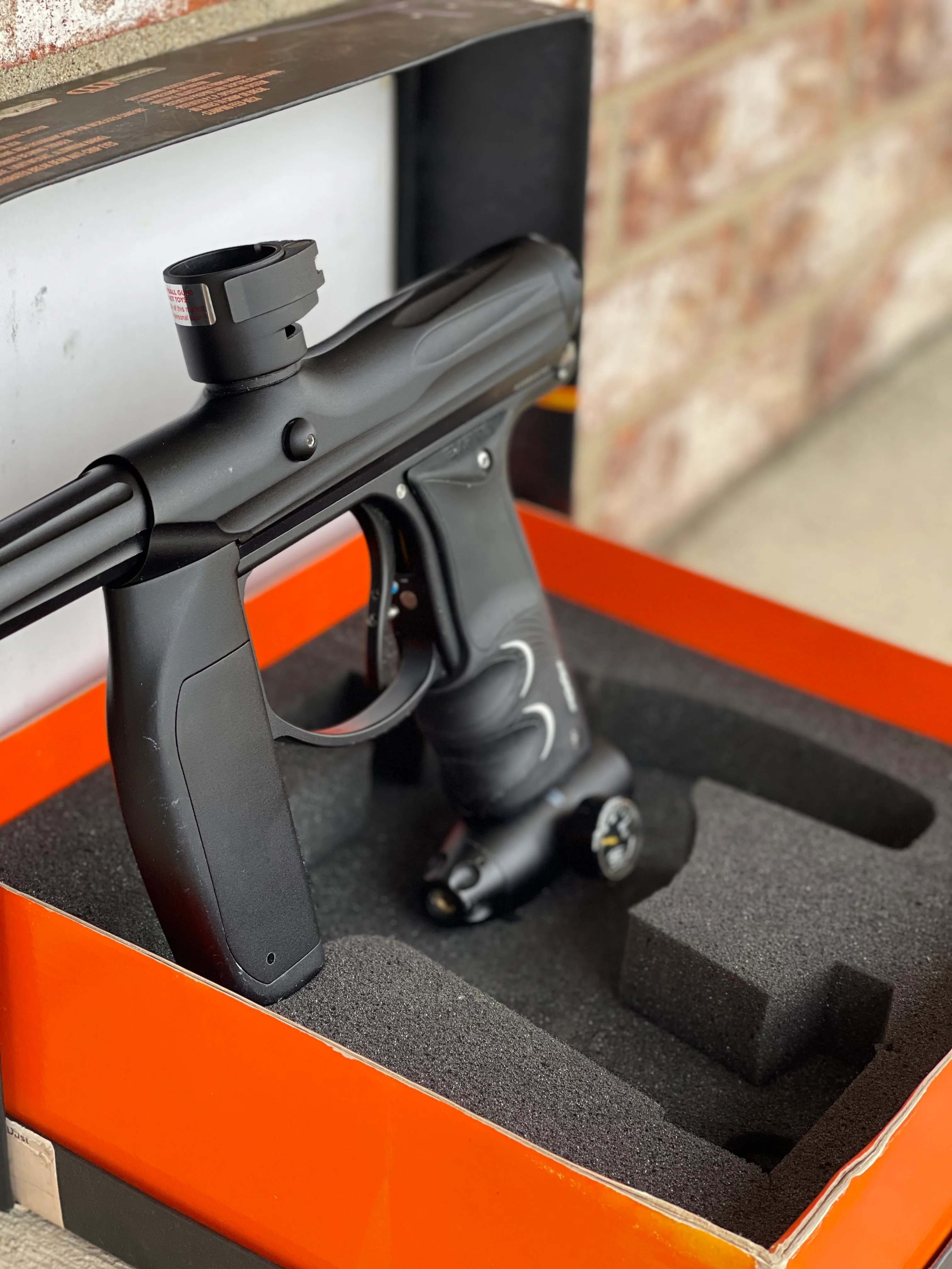 Used Empire Axe Paintball Gun - Black - Image 2