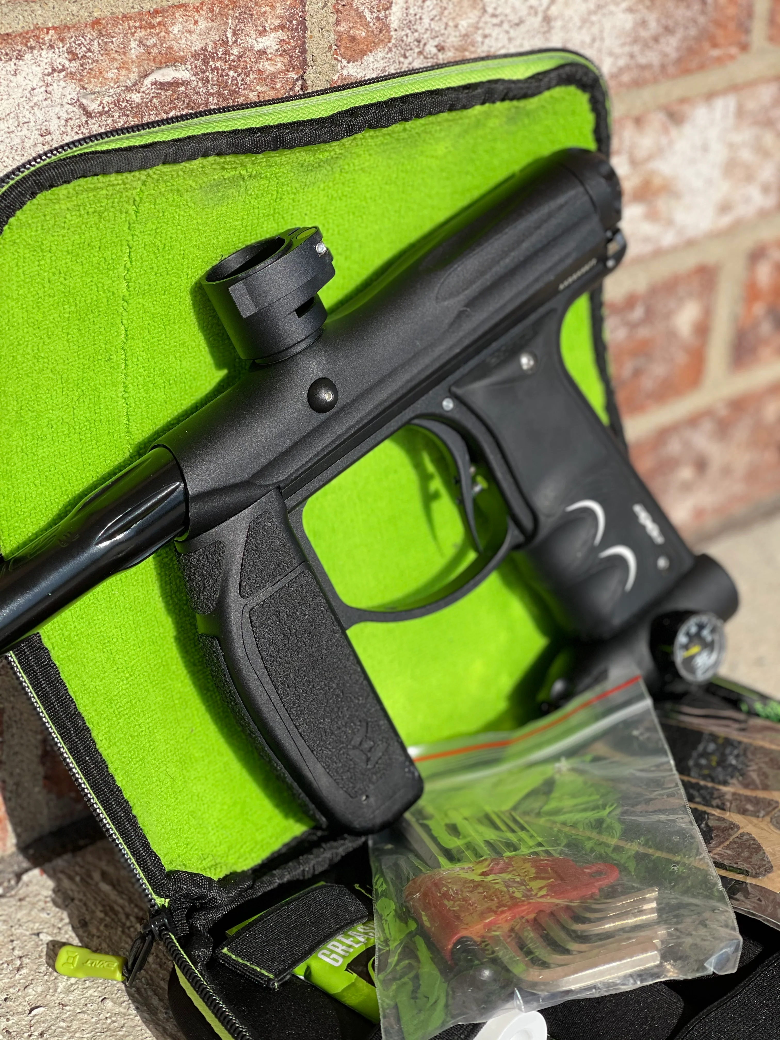 Used Empire Axe Paintball Gun - Dust Black - Image 4