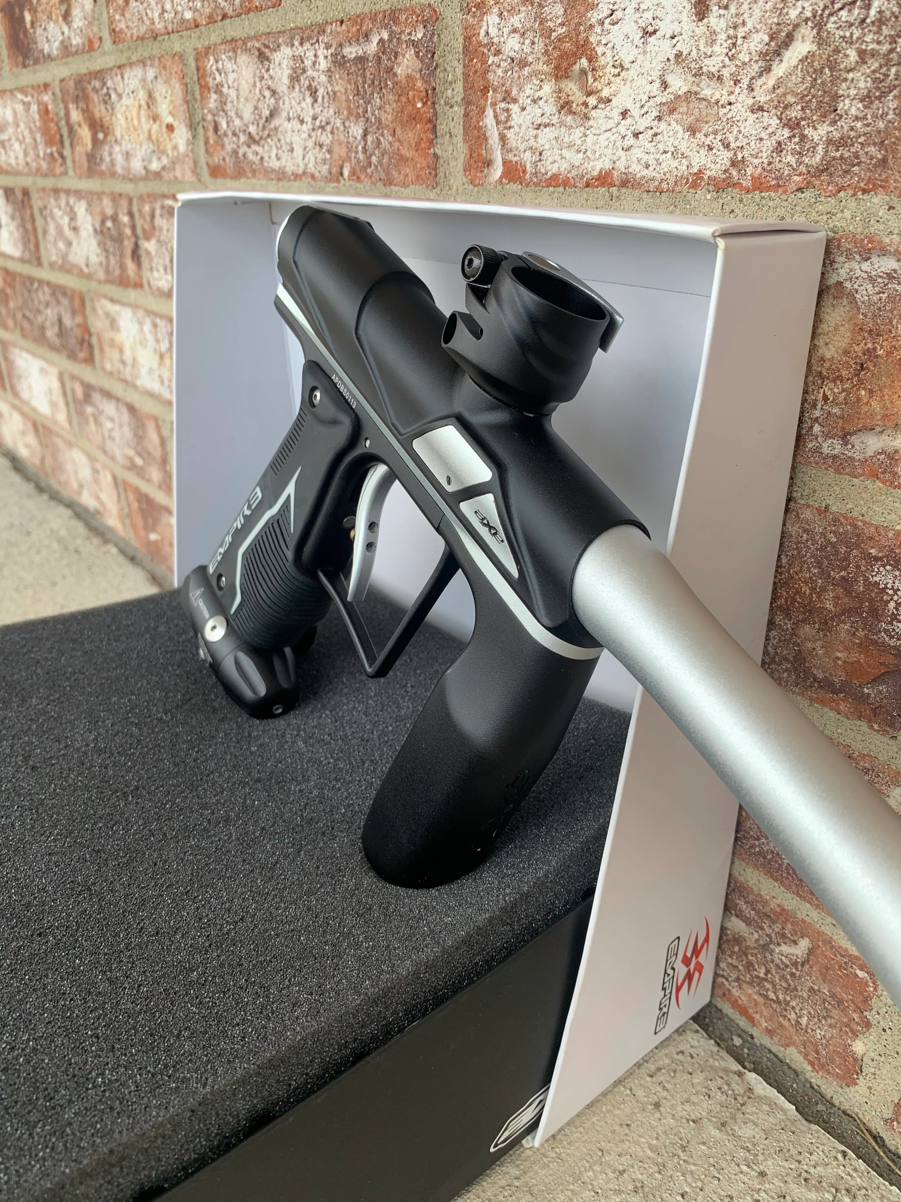 Used Empire Axe Pro Paintball Gun - Black/ Silver - Image 2