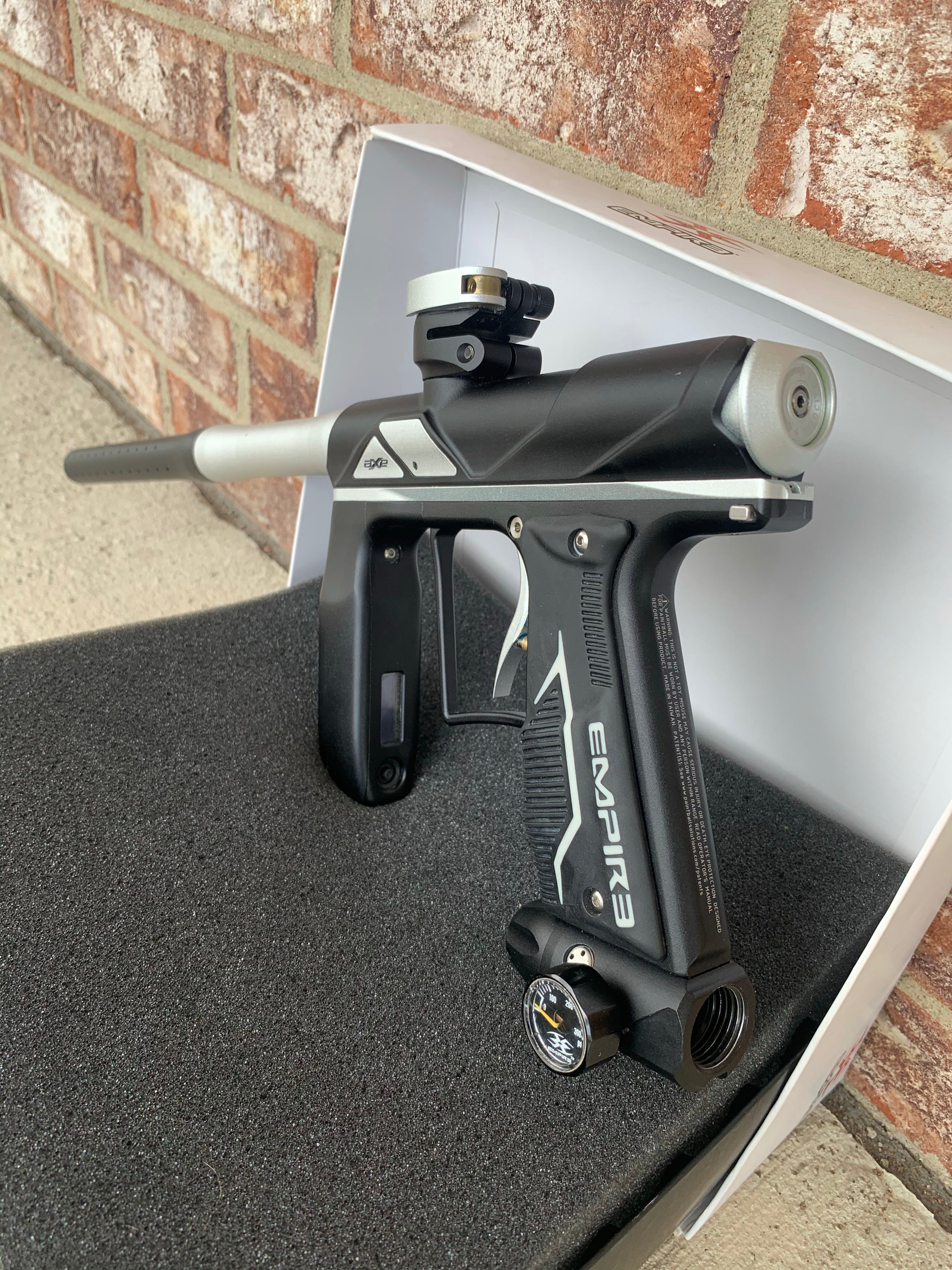 Used Empire Axe Pro Paintball Gun - Black/ Silver - Image 3
