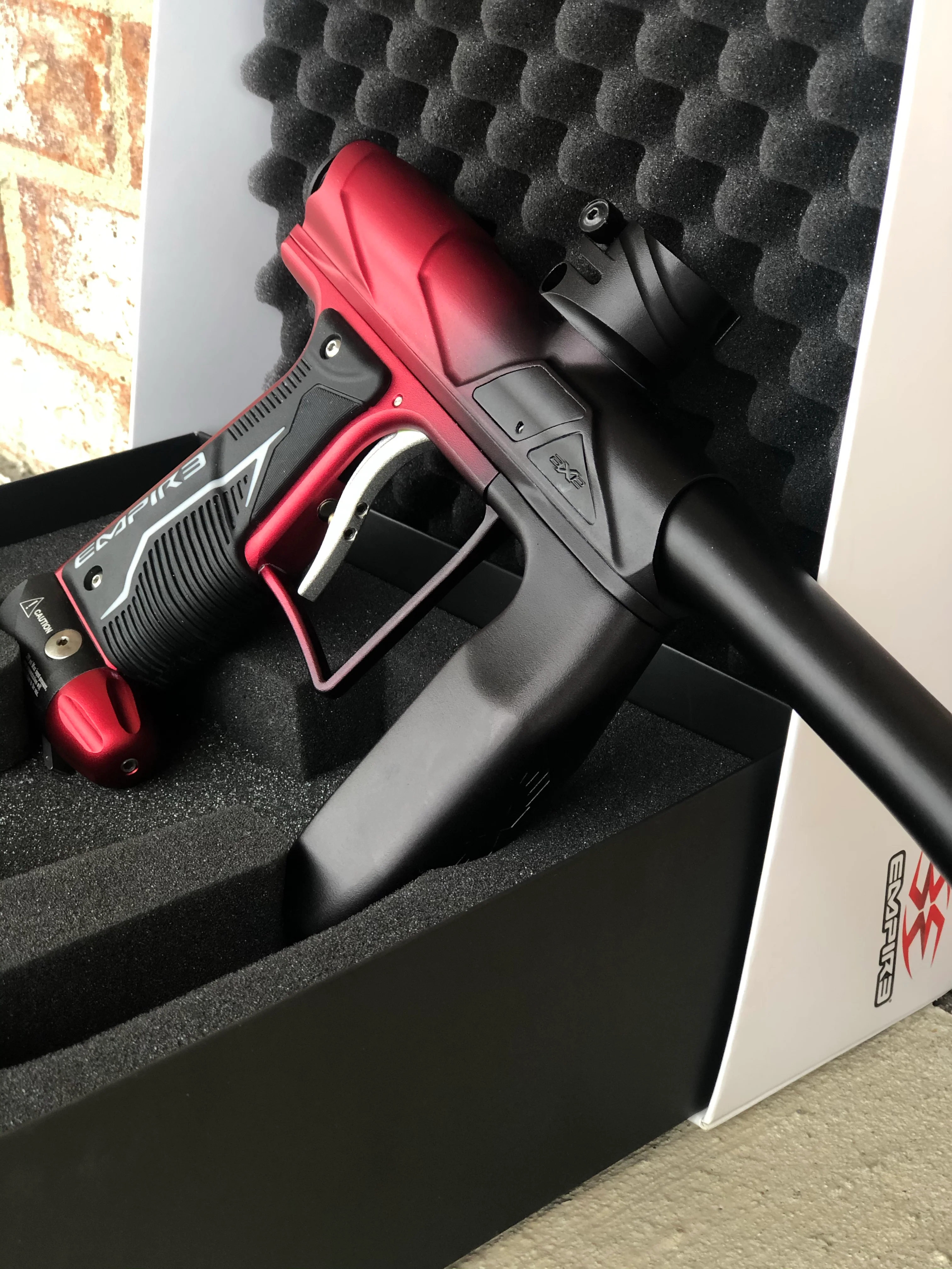 Used Empire Axe Pro Paintball Gun - Red/Black - Image 2