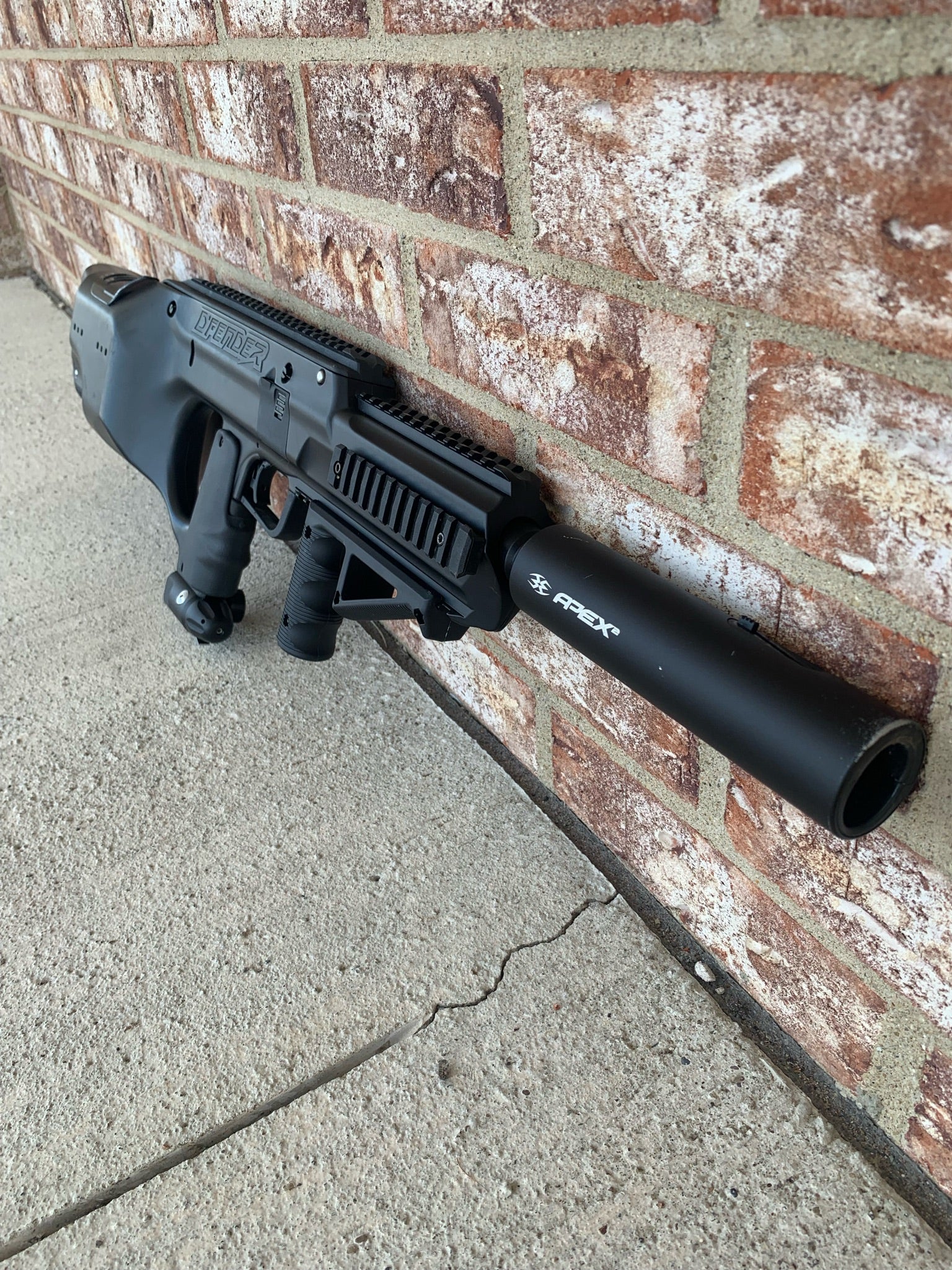 Used Empire Defender Paintball Gun - Black - Image 2