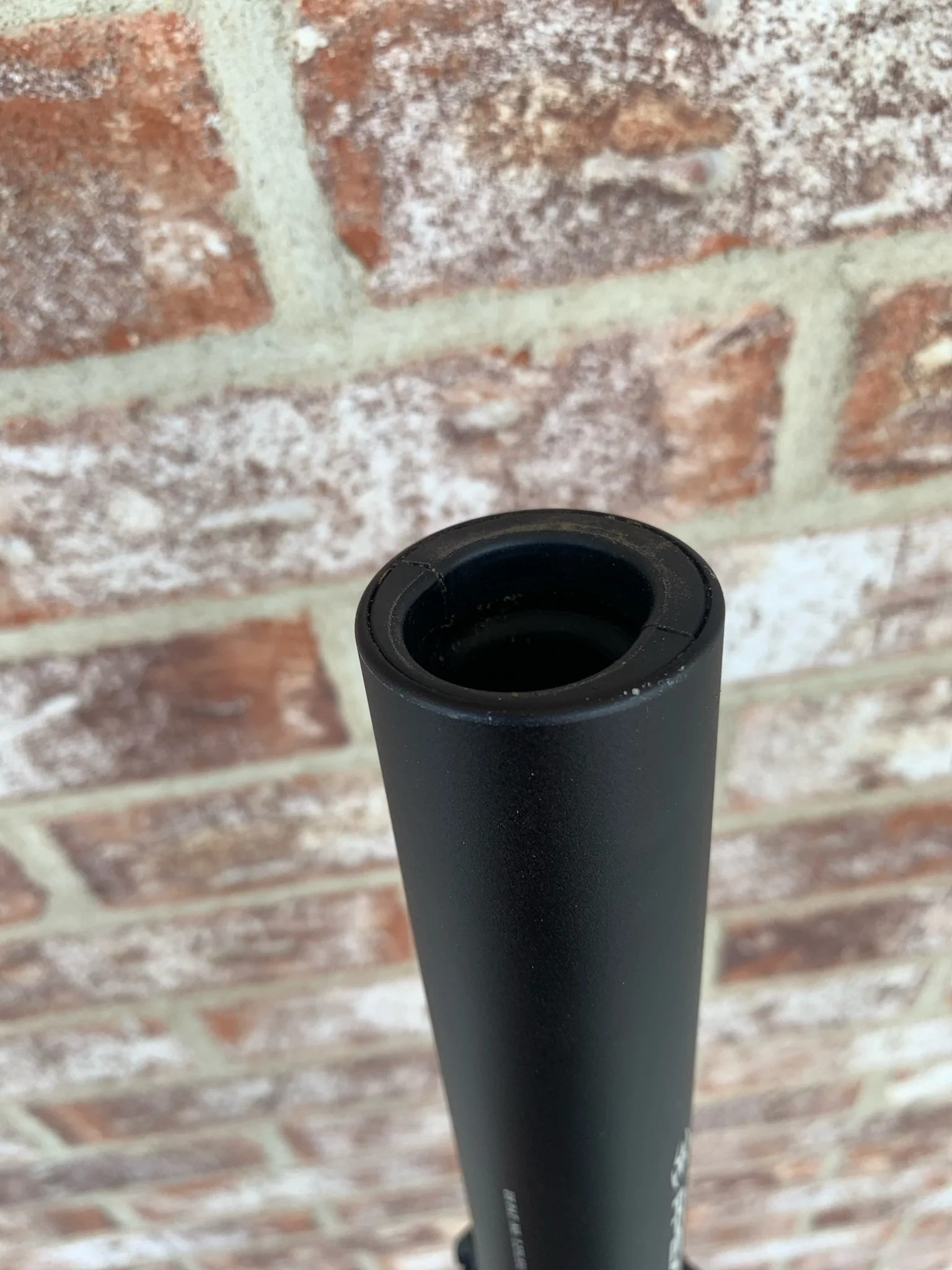 Used Empire Defender Paintball Gun - Black - Image 6