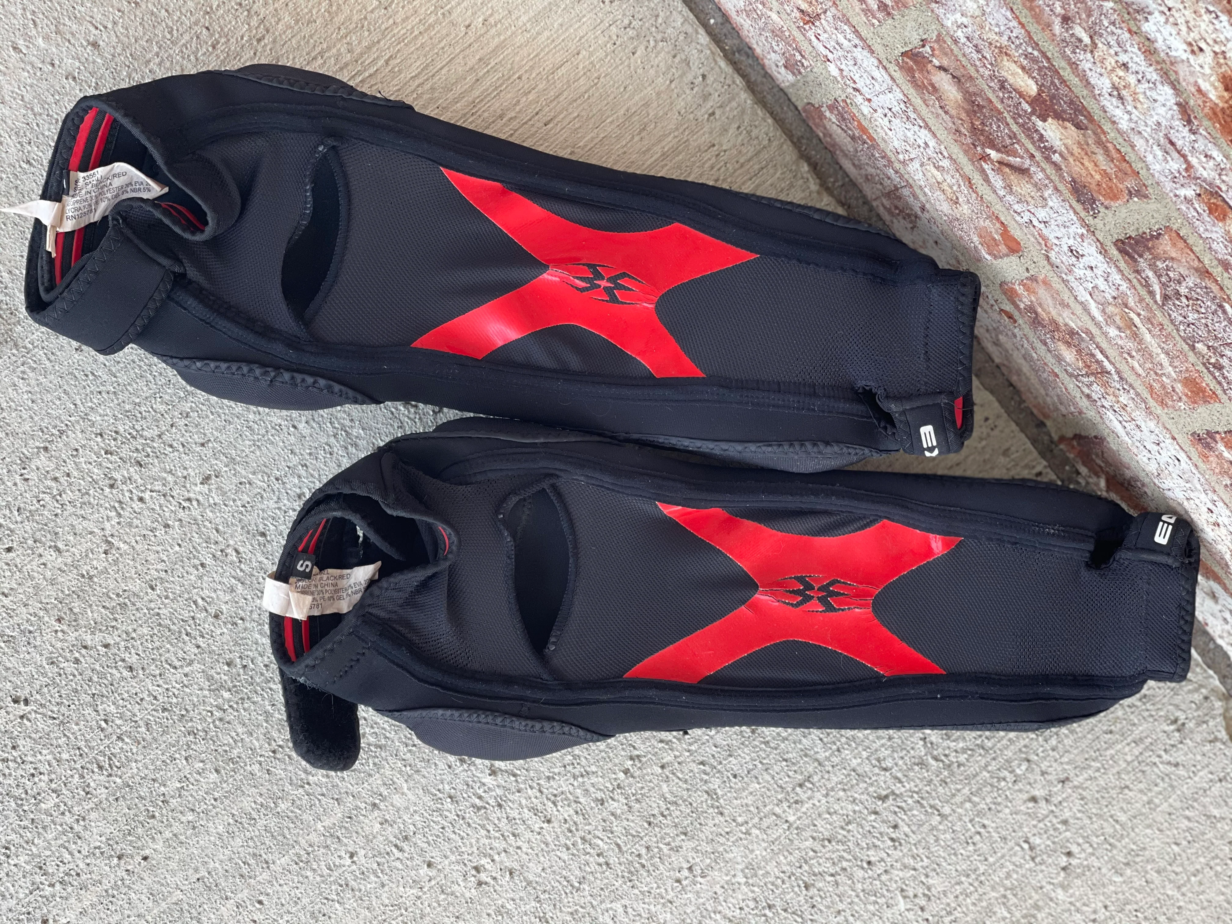 Used Empire Elbow Pads - Small - Image 2