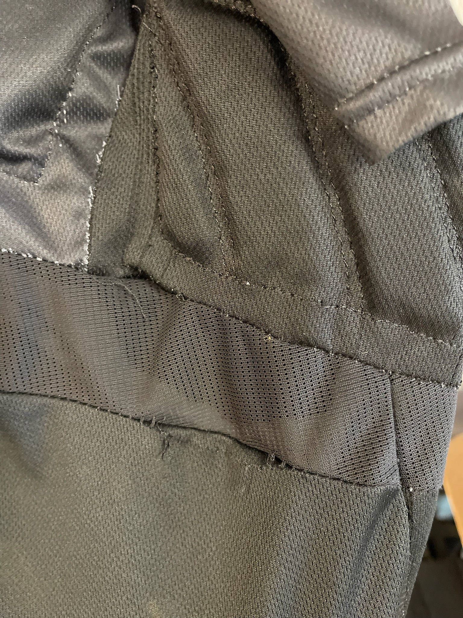 Used Empire Grind Chest Protector - L/XL - Image 4