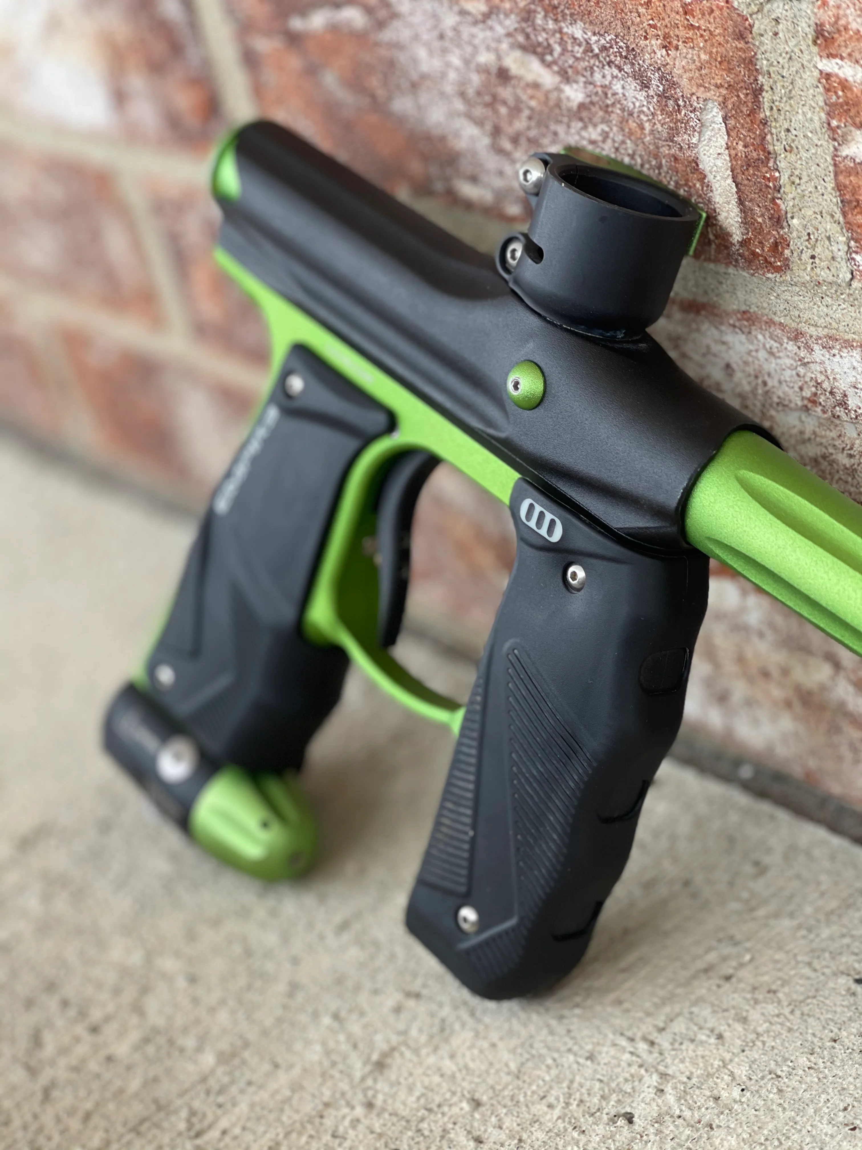 Used Empire Mini GS Paintball Gun - Black/Lime - Image 3