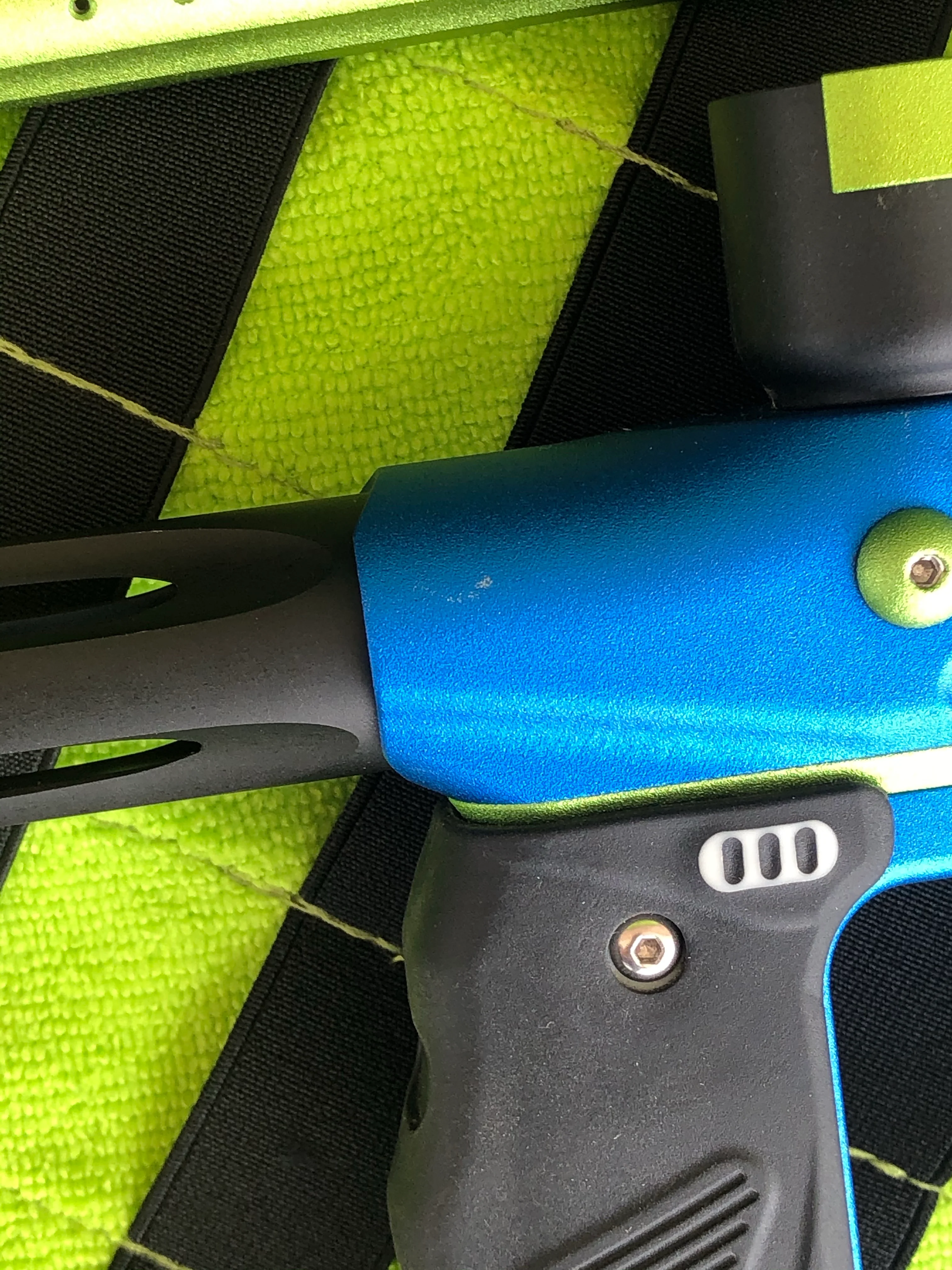 Used Empire Mini GS Paintball Gun- Blue/Lime - Image 9
