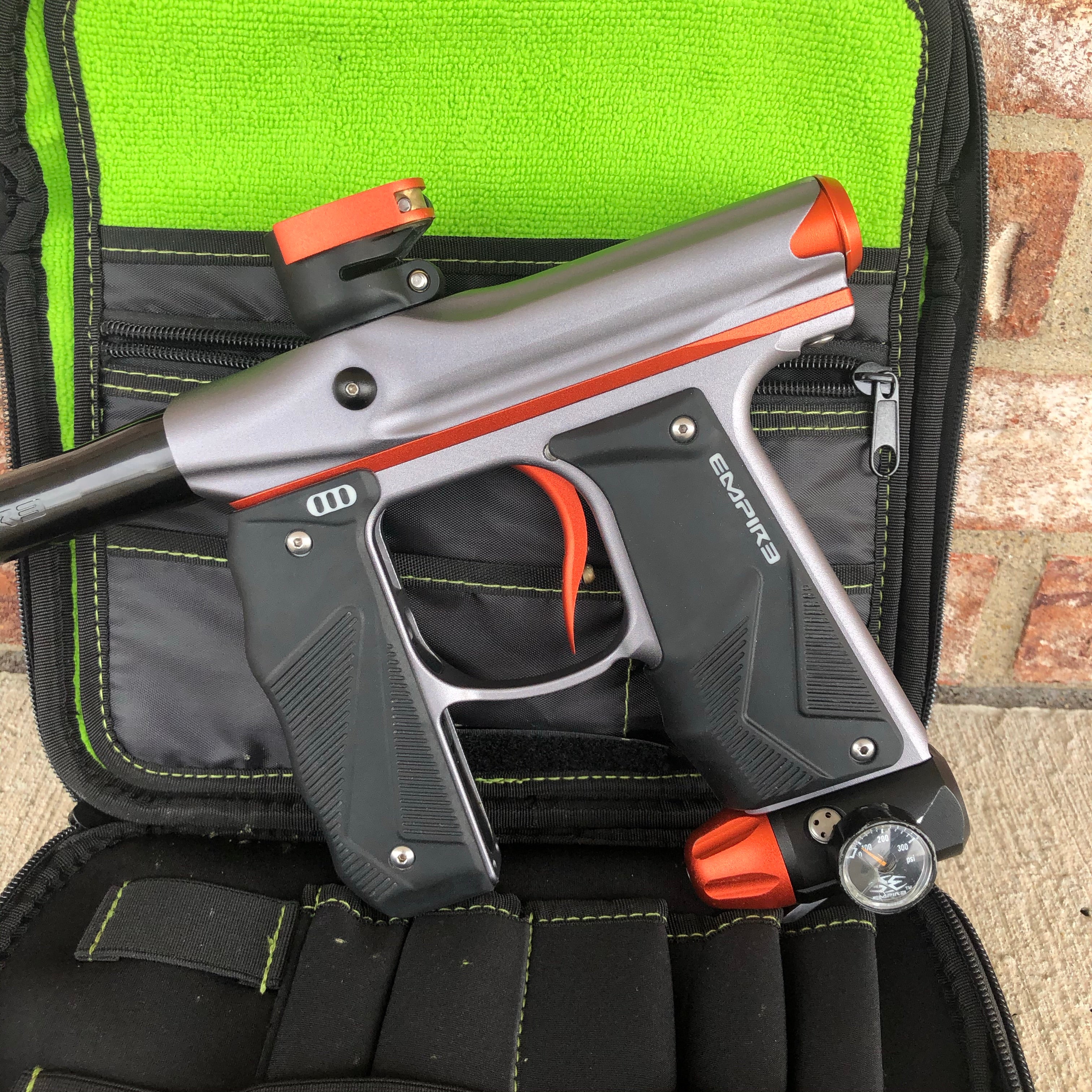 Used Empire Mini GS Paintball Gun- Grey/Organge - Image 3