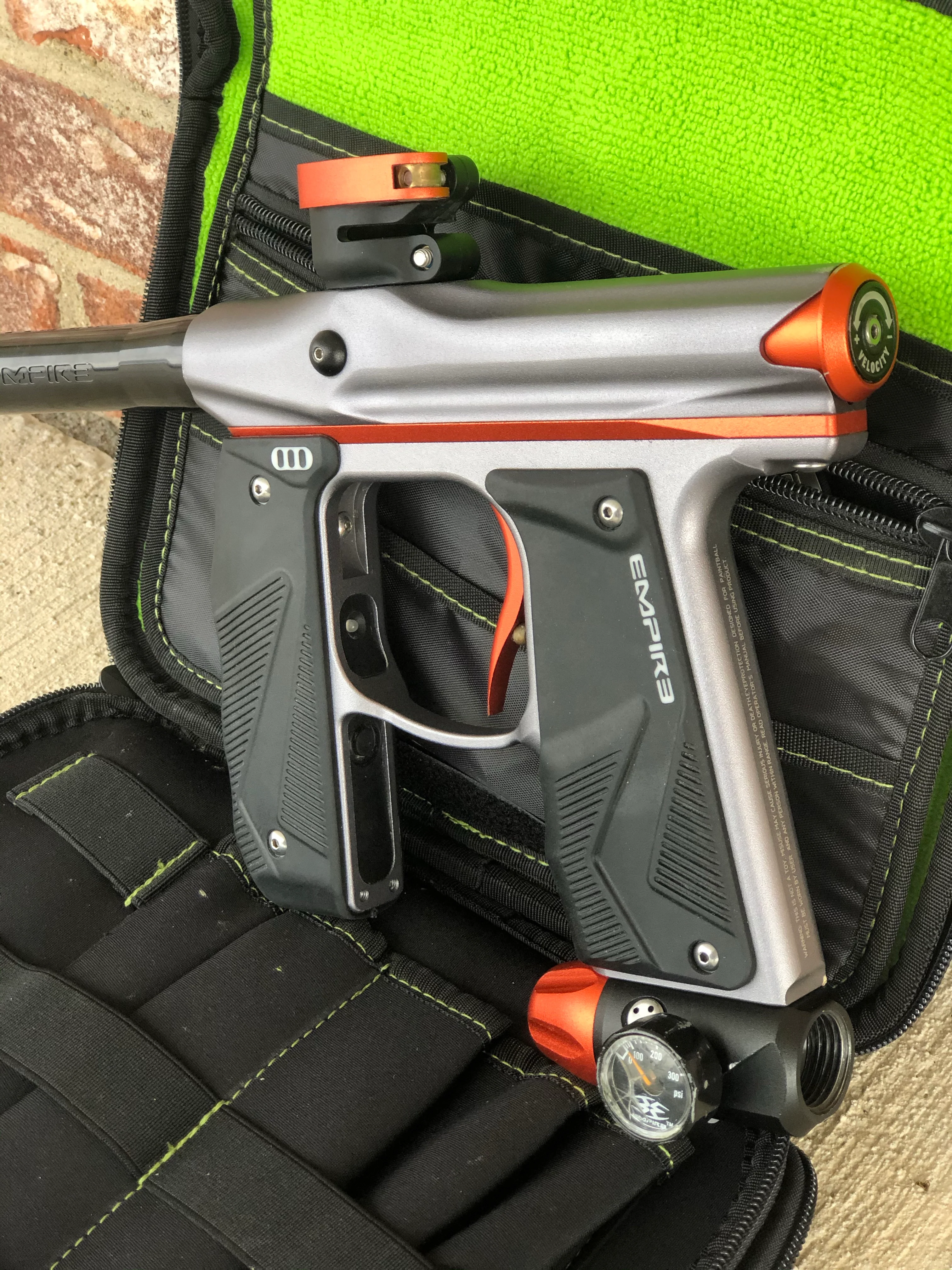 Used Empire Mini GS Paintball Gun- Grey/Organge - Image 4