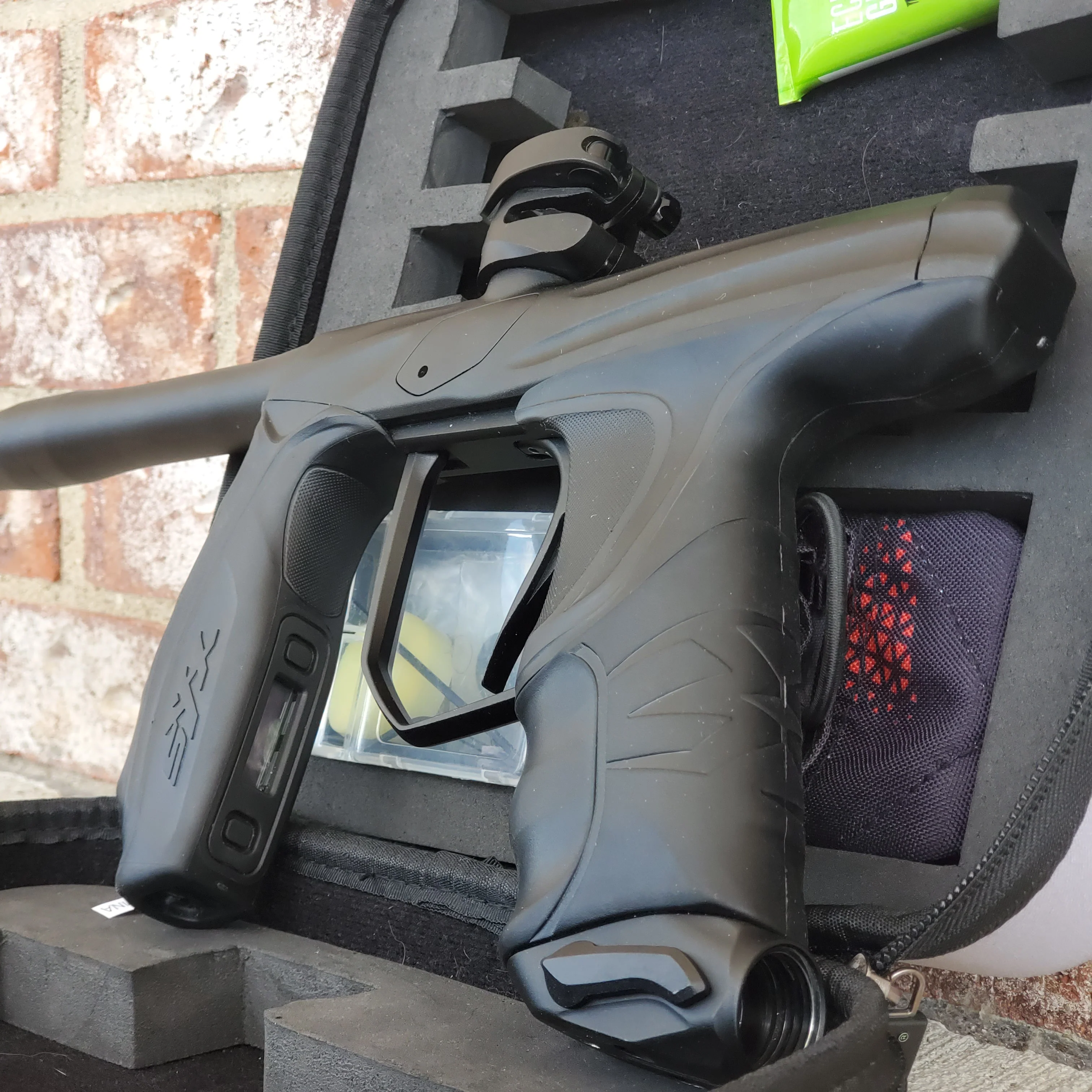 Used Empire SYX Paintball Marker- Black - Image 3