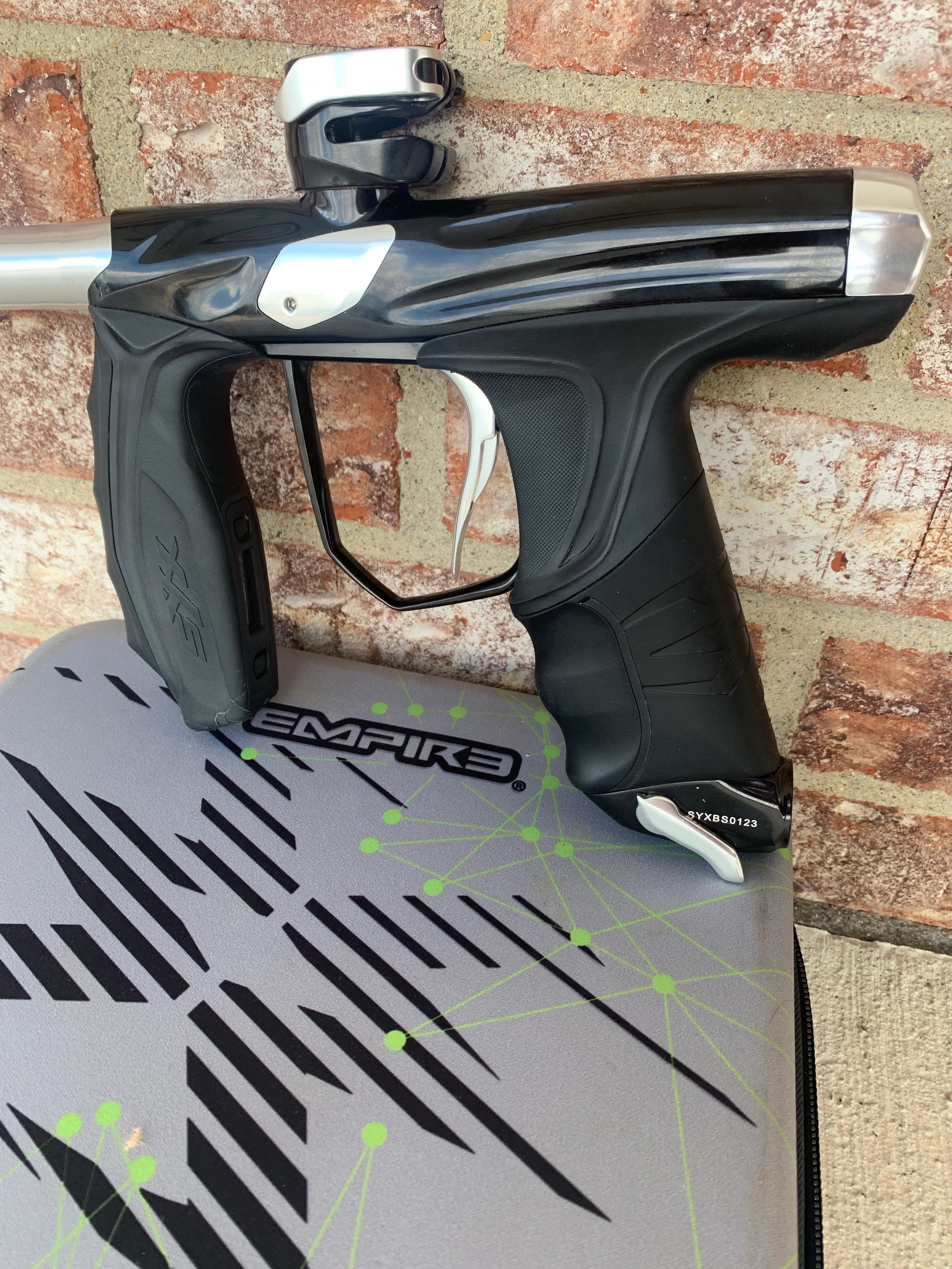 Used Empire SYX Paintball Marker- Black/Silver - Image 4