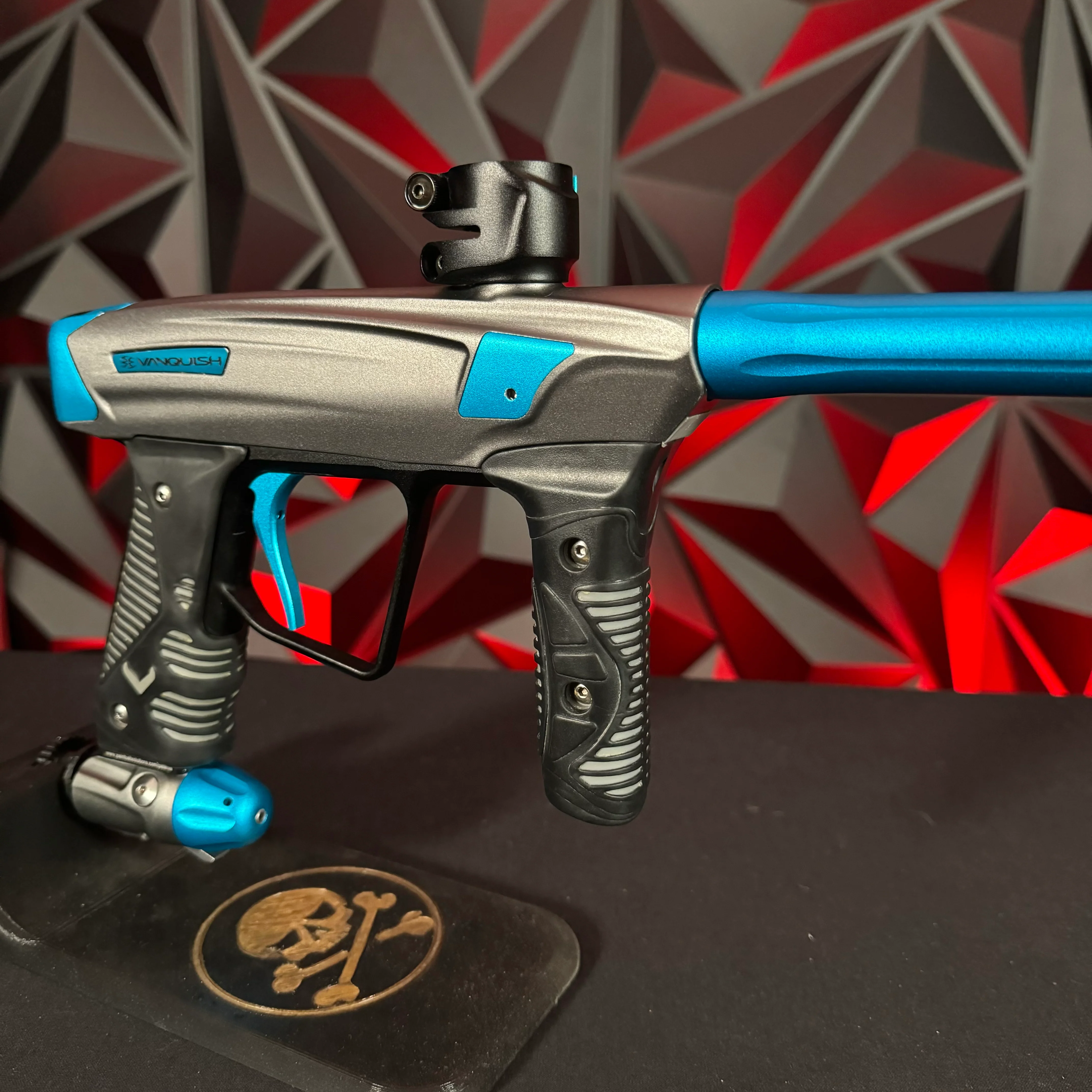 Used Empire Vanquish 2.0 Paintball Maker - Blue Steel w/ 4 backs - Image 3
