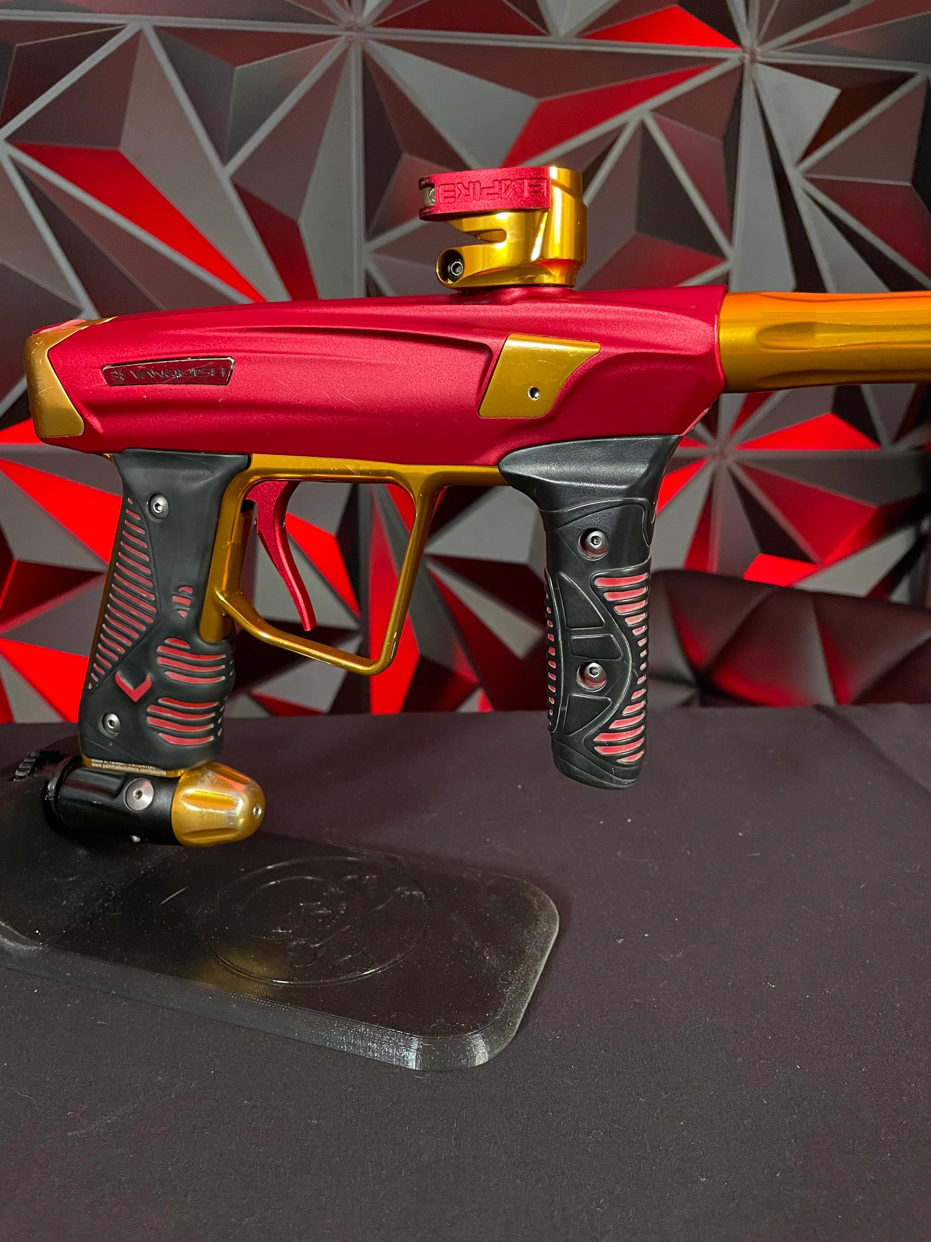 Used Empire Vanquish GT Paintball Gun - Red/Gold - Image 3