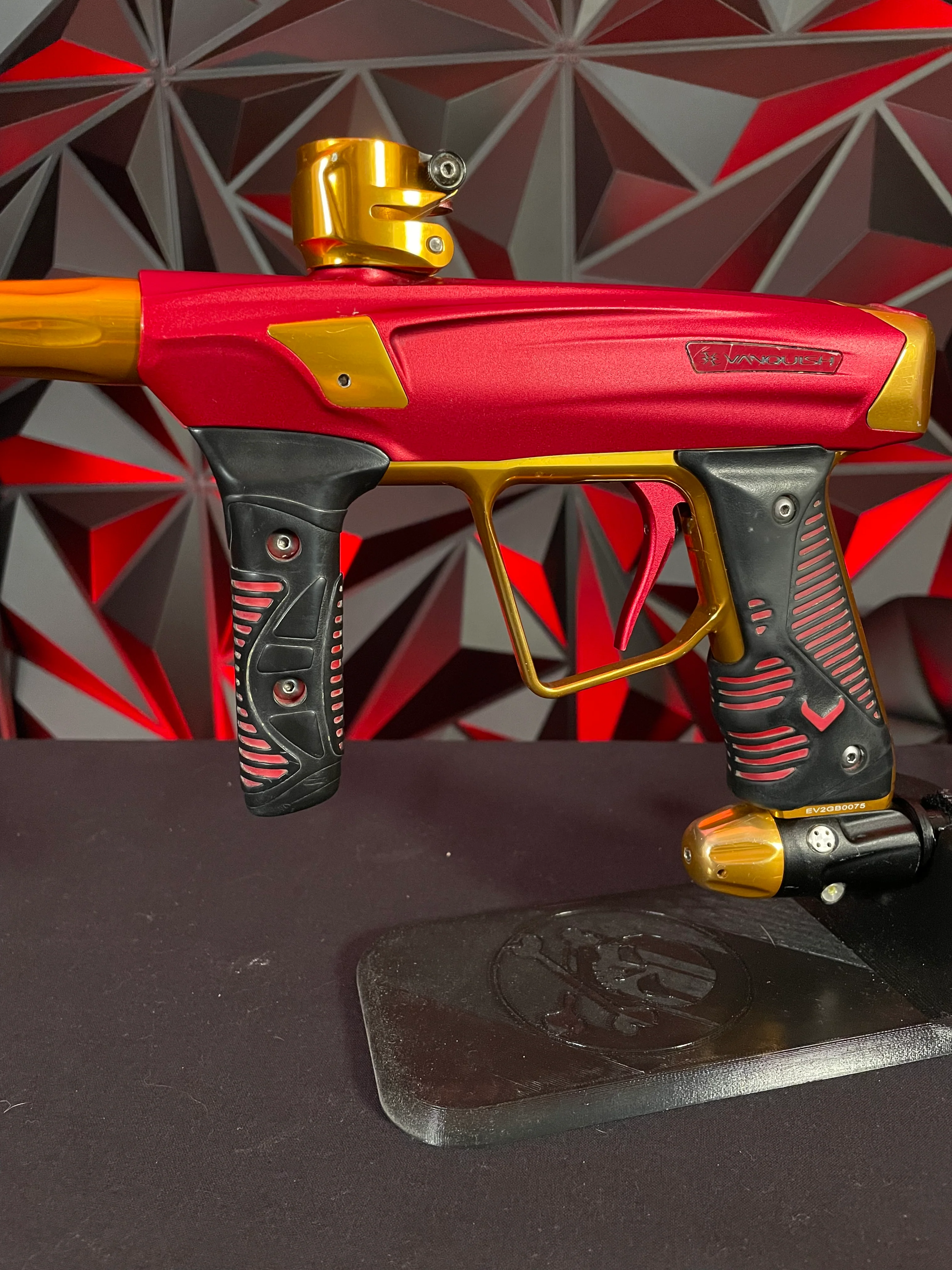 Used Empire Vanquish GT Paintball Gun - Red/Gold - Image 4