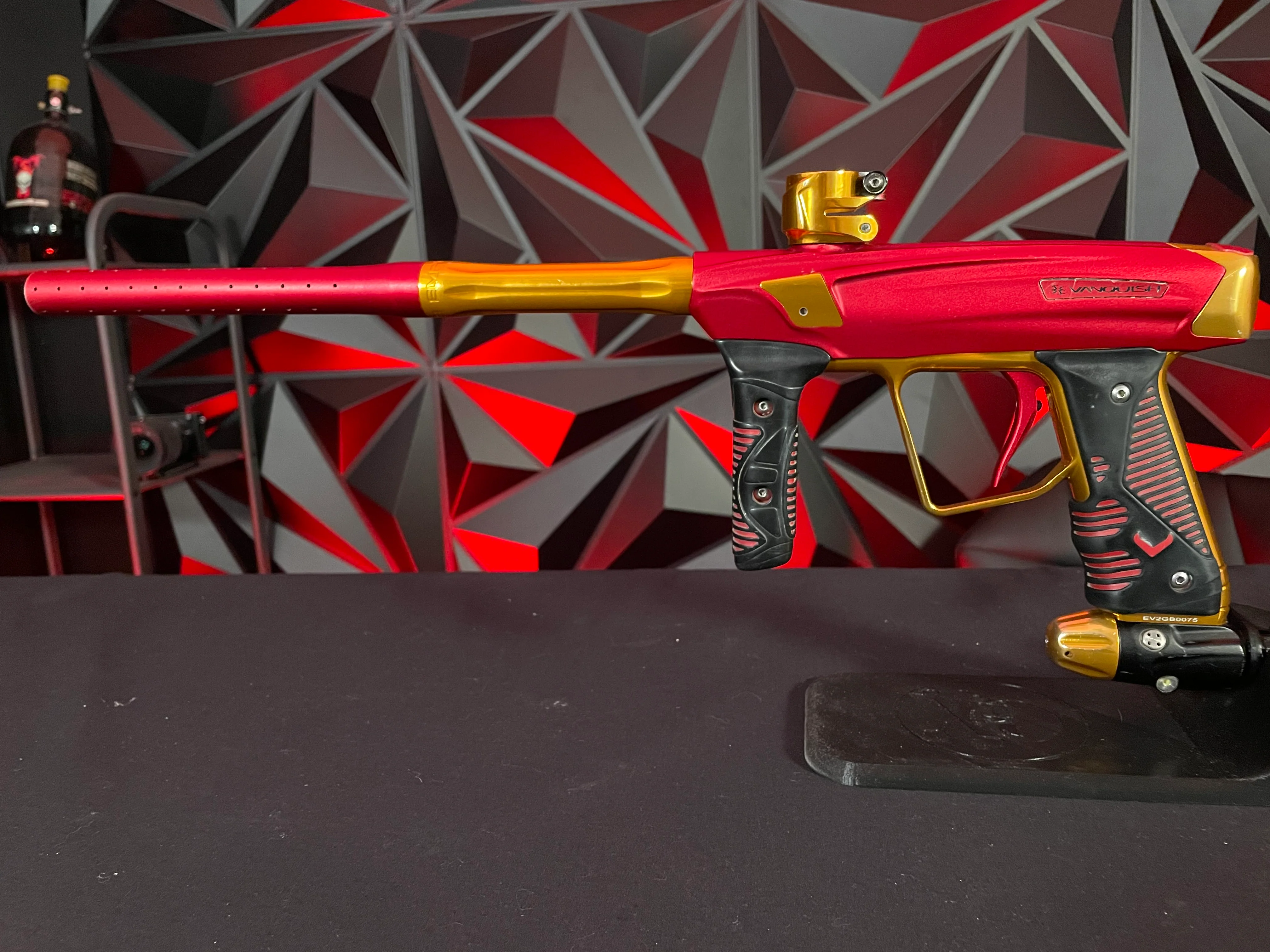Used Empire Vanquish GT Paintball Gun - Red/Gold - Image 6