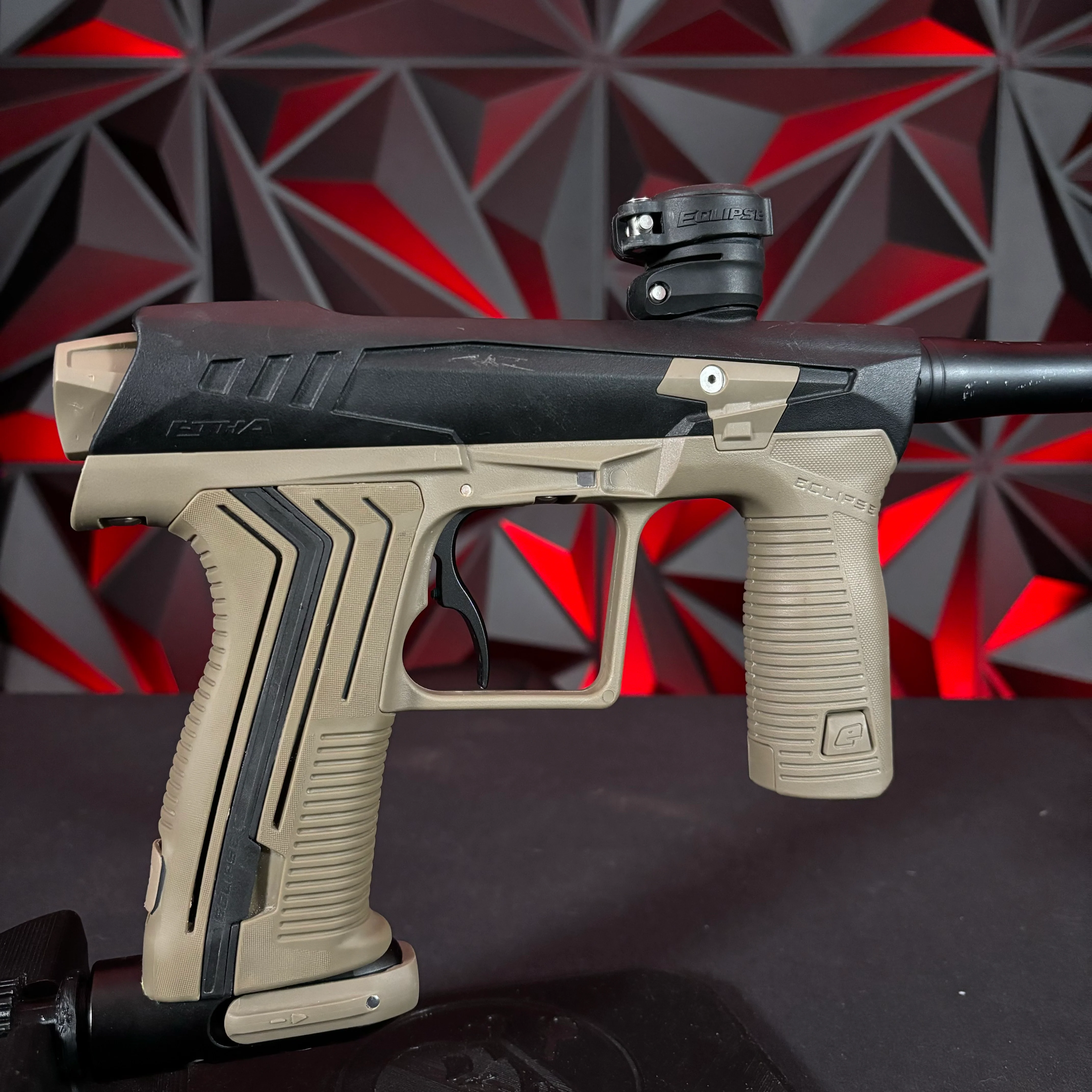 Used Planet Eclipse Etha 2 Paintball Marker - Black / Earth - Image 2