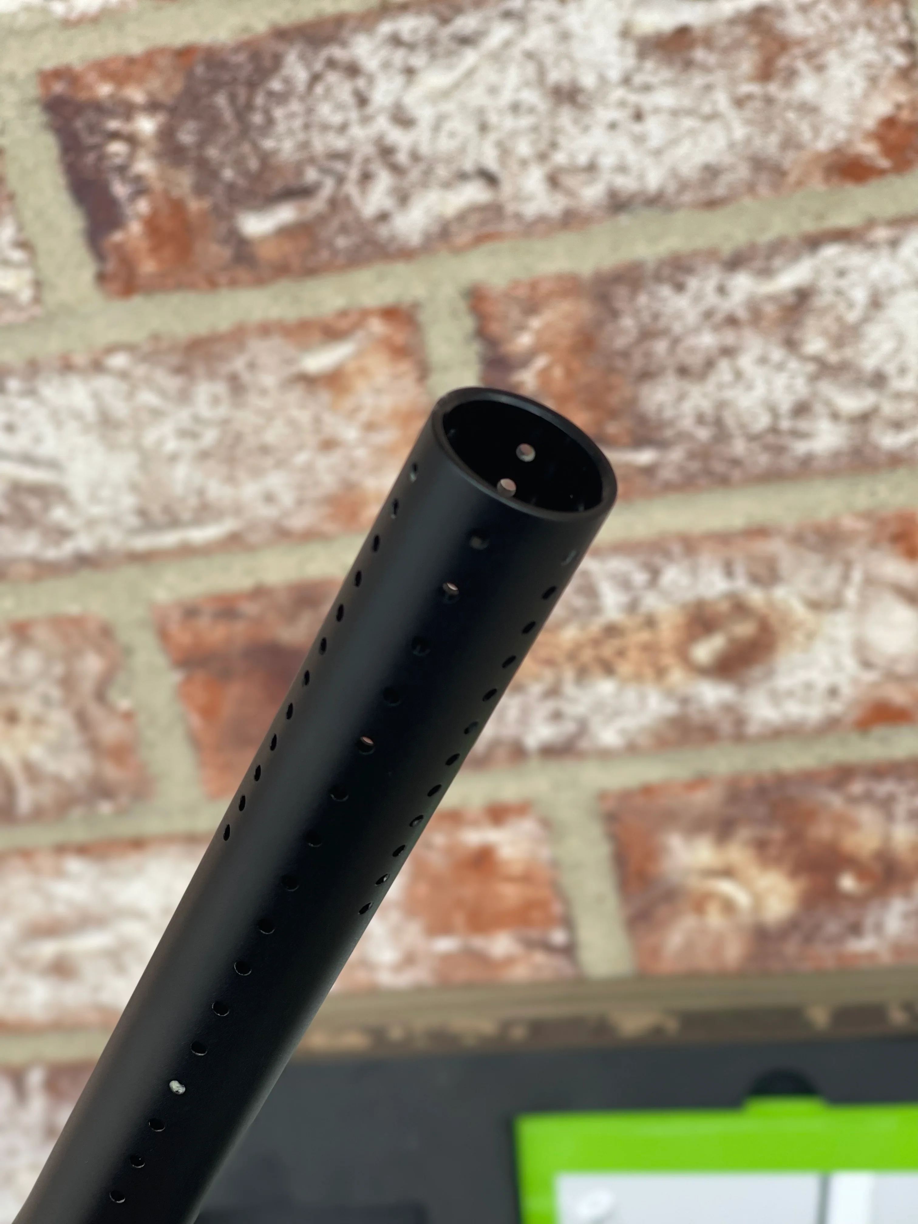 Used Etha 2 Paintball Marker - Black w/ 2 barrel backs and Exalt Feedneck Screw - Image 8