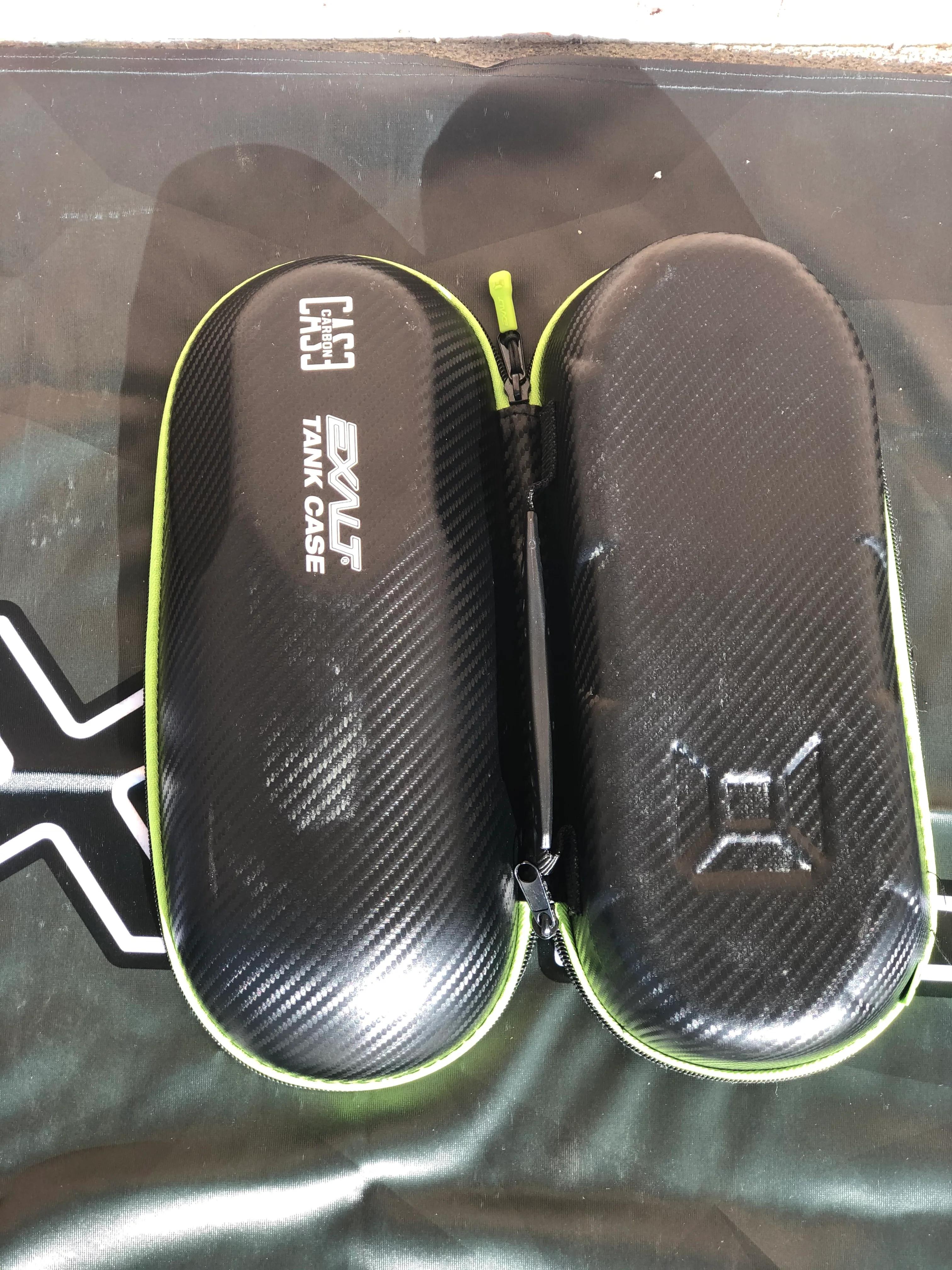Used Exalt Black Carbon Tank Case - Image 2