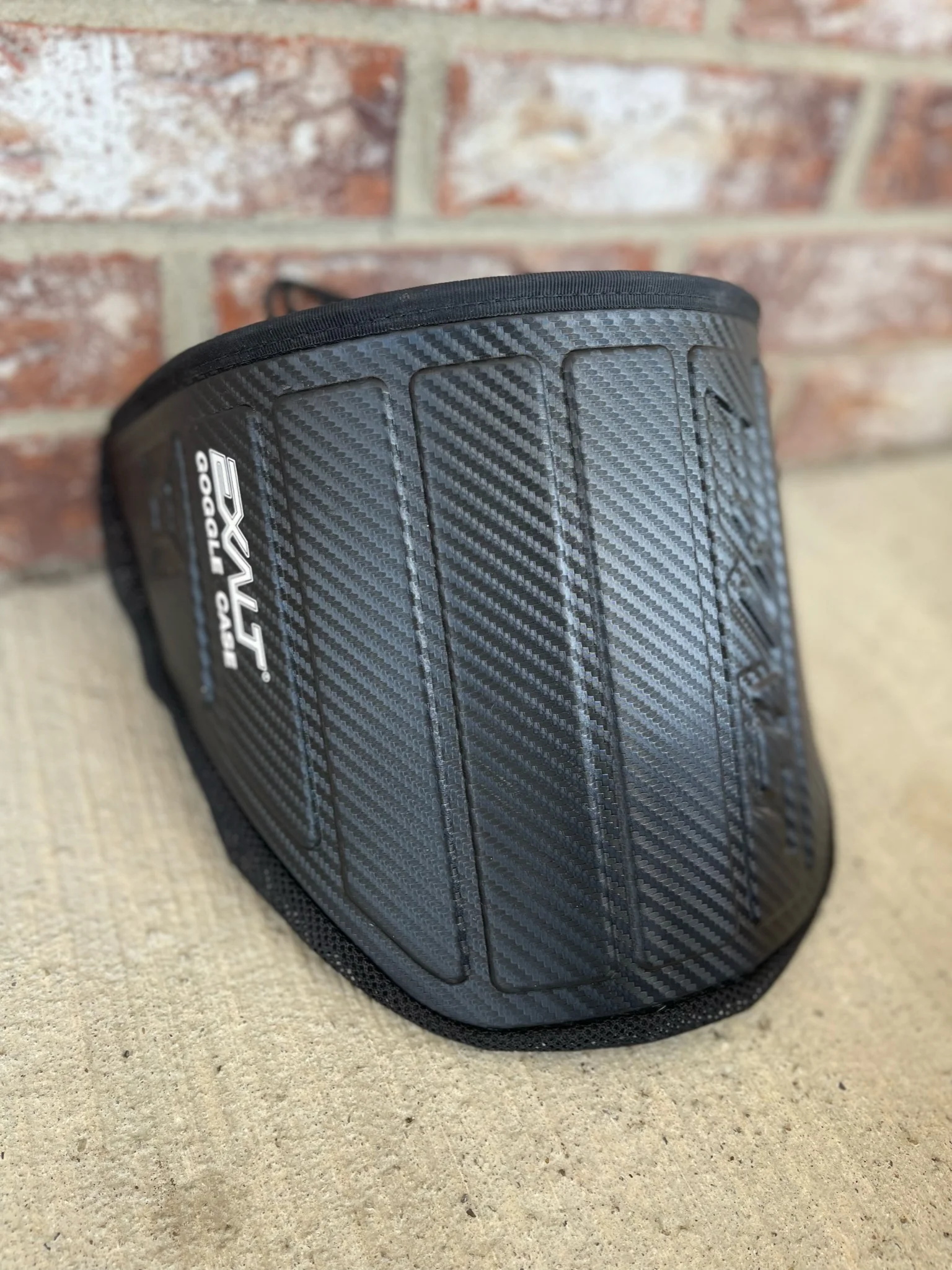 Used Exalt Carbon Goggle Case - Black - Image 3