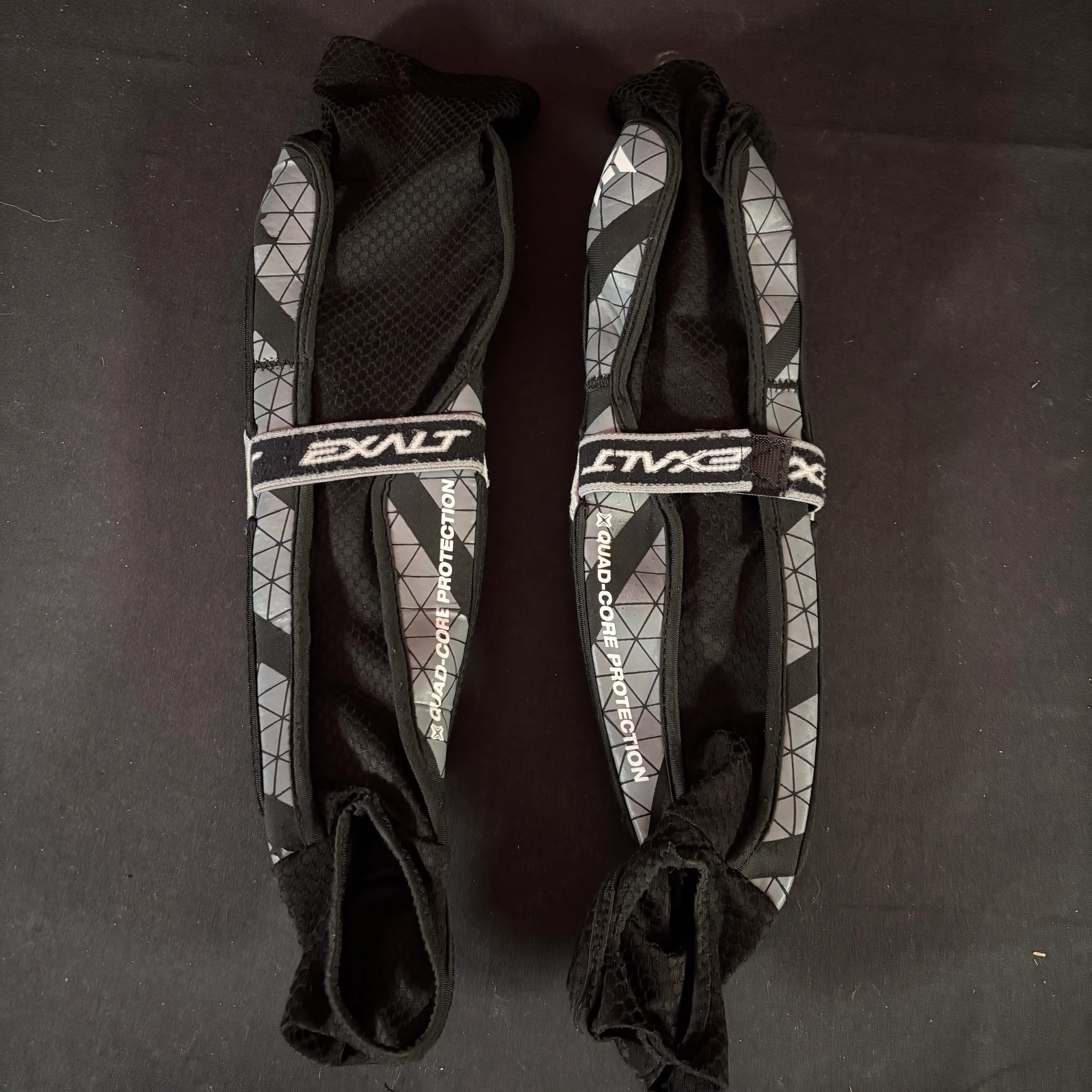 Used Exalt Freeflex Arm Pads- Black - Small - Image 2