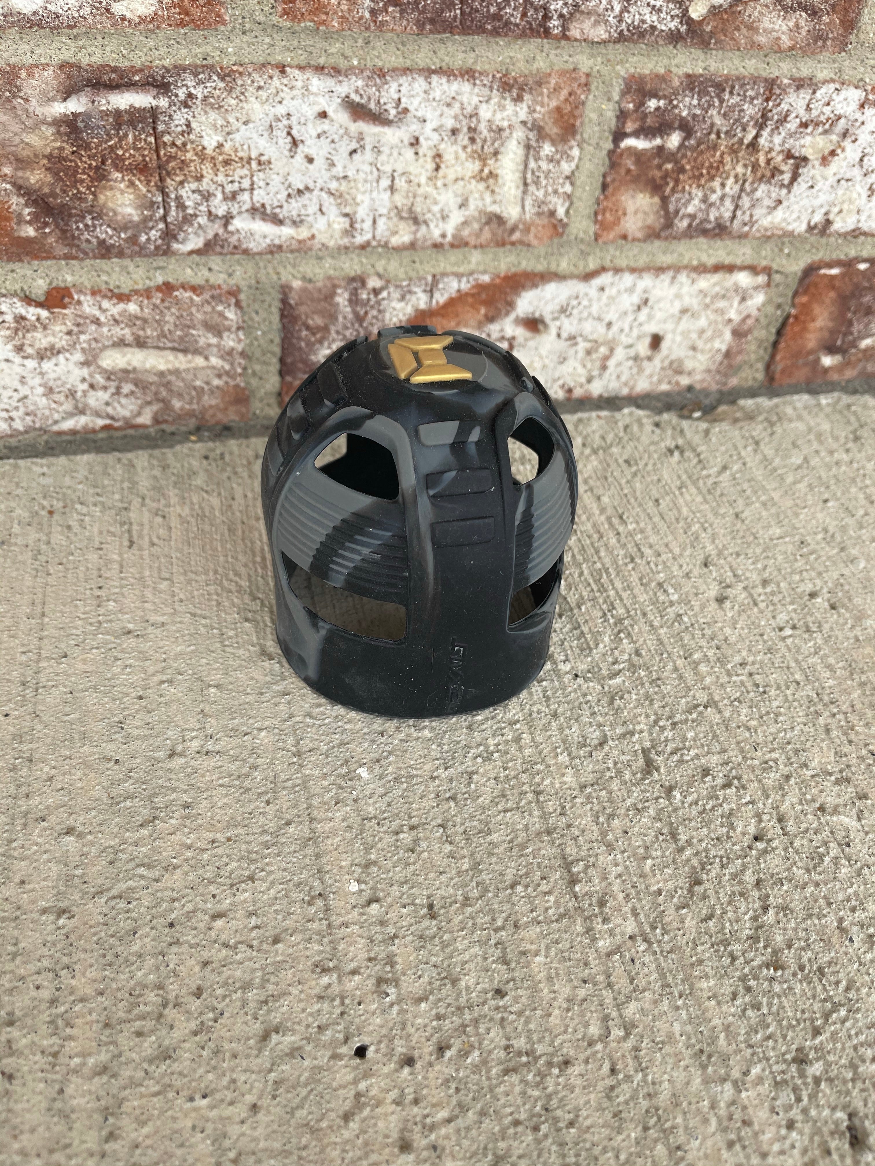 Used Exalt Tank Grip- Black/Grey Swirl - Image 3
