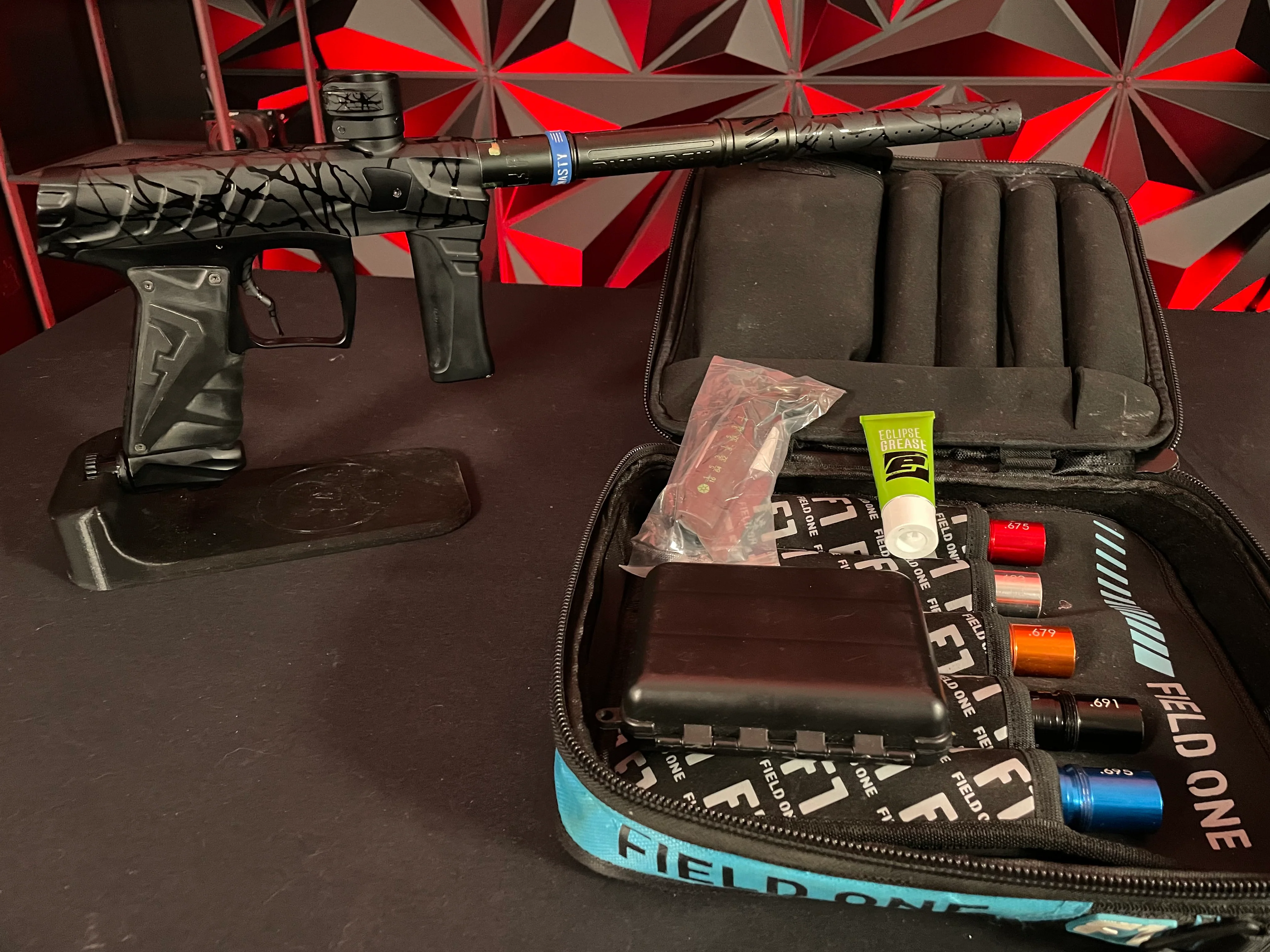 Used Field One Force Paintball Gun - Black Splash - Image 7