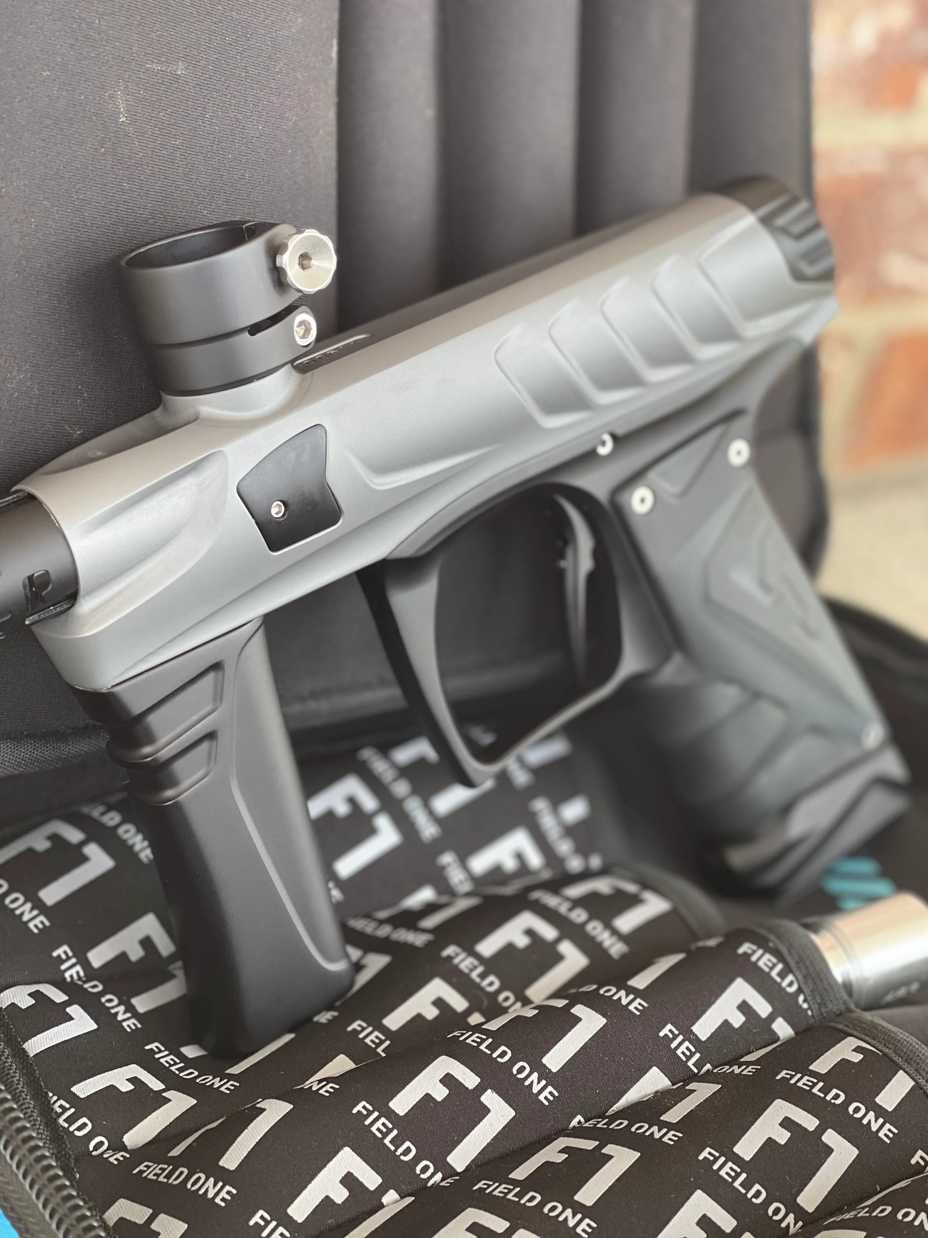 Used Field One Force Paintball Gun - Dust Titanium - Image 3