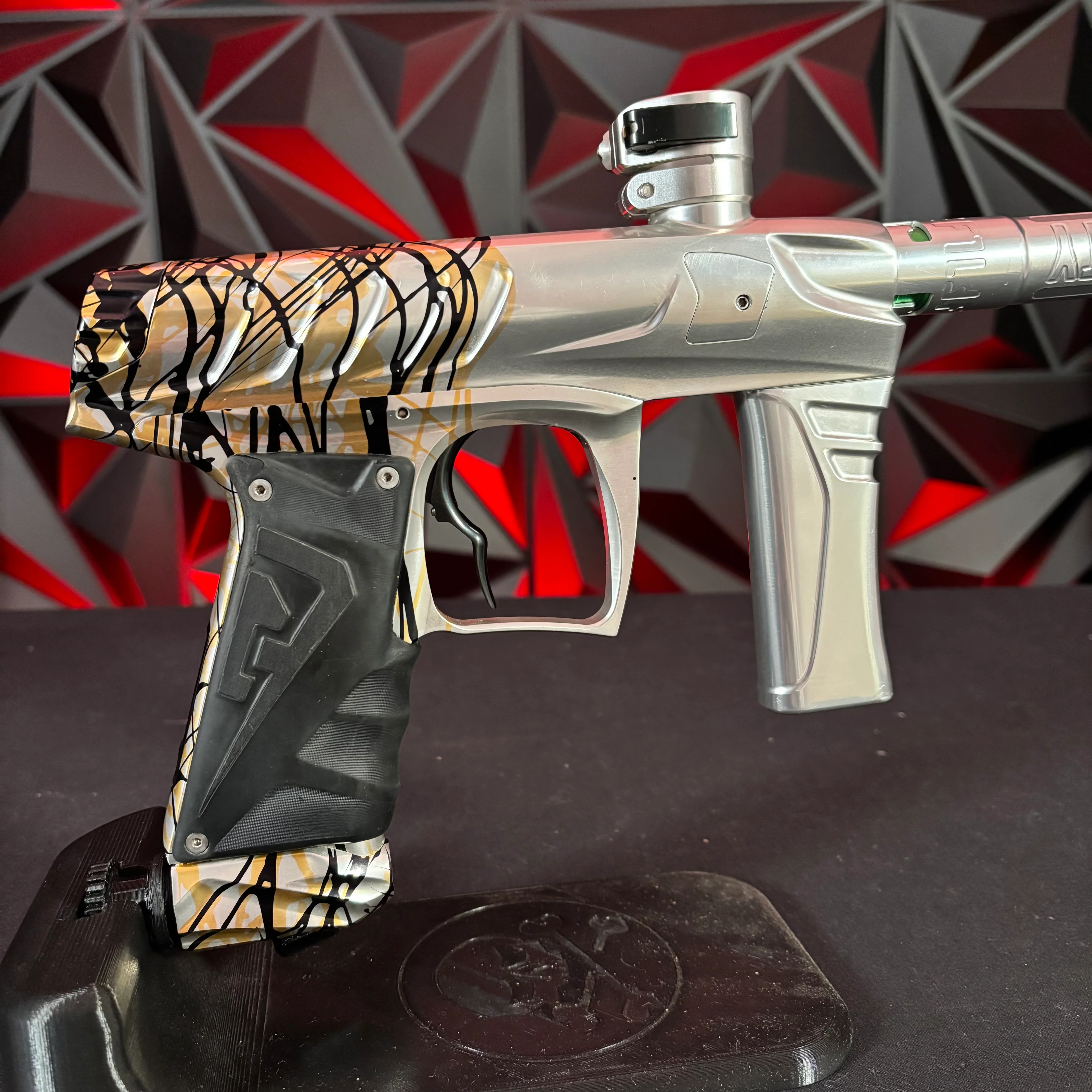 Used Field One Force Paintball Gun - Polished Gold/Black/Silver Splash & 3 Acculock Inserts - Image 2