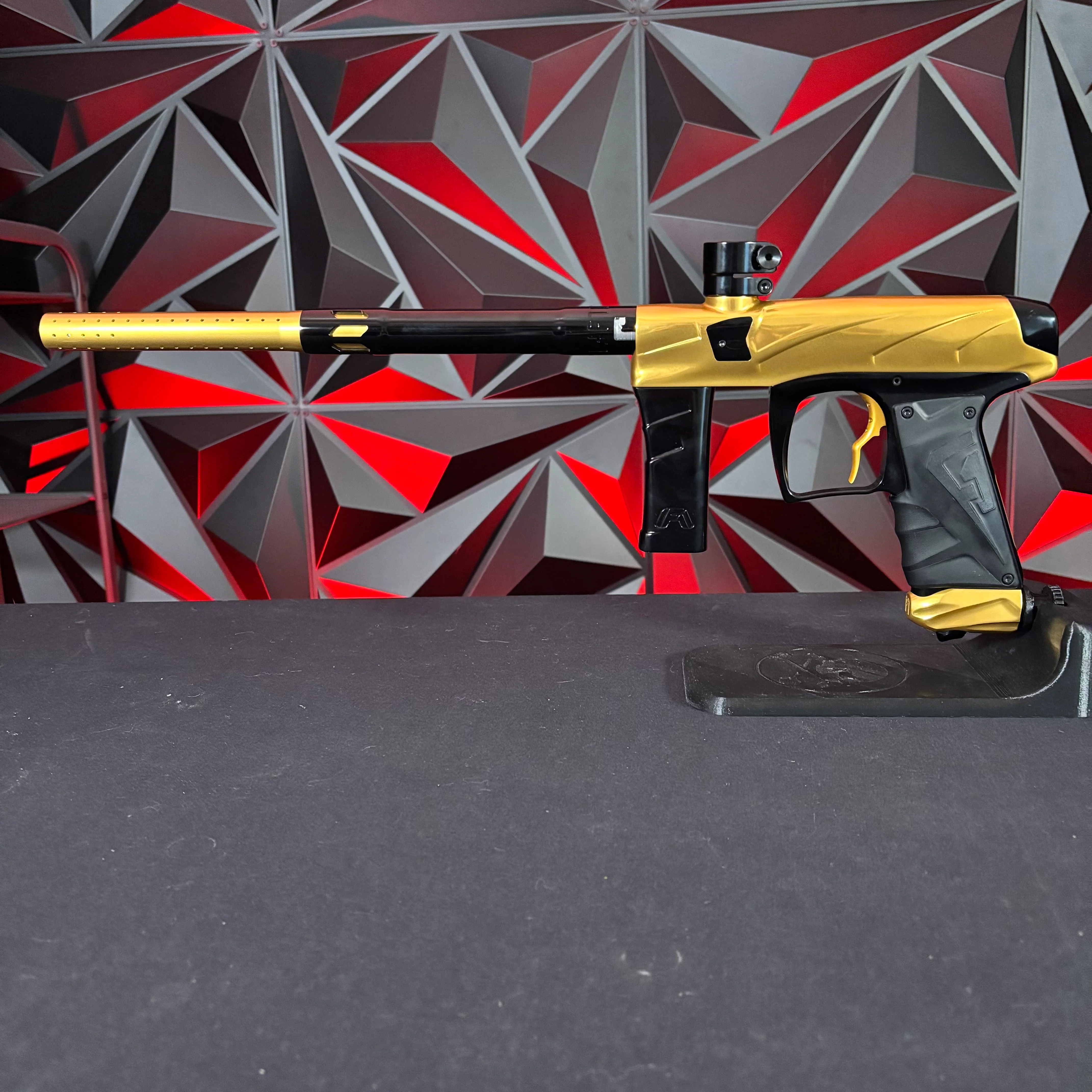 Used Field One Force V2 Paintball Gun - Polished Gold/Polished Black - Image 7