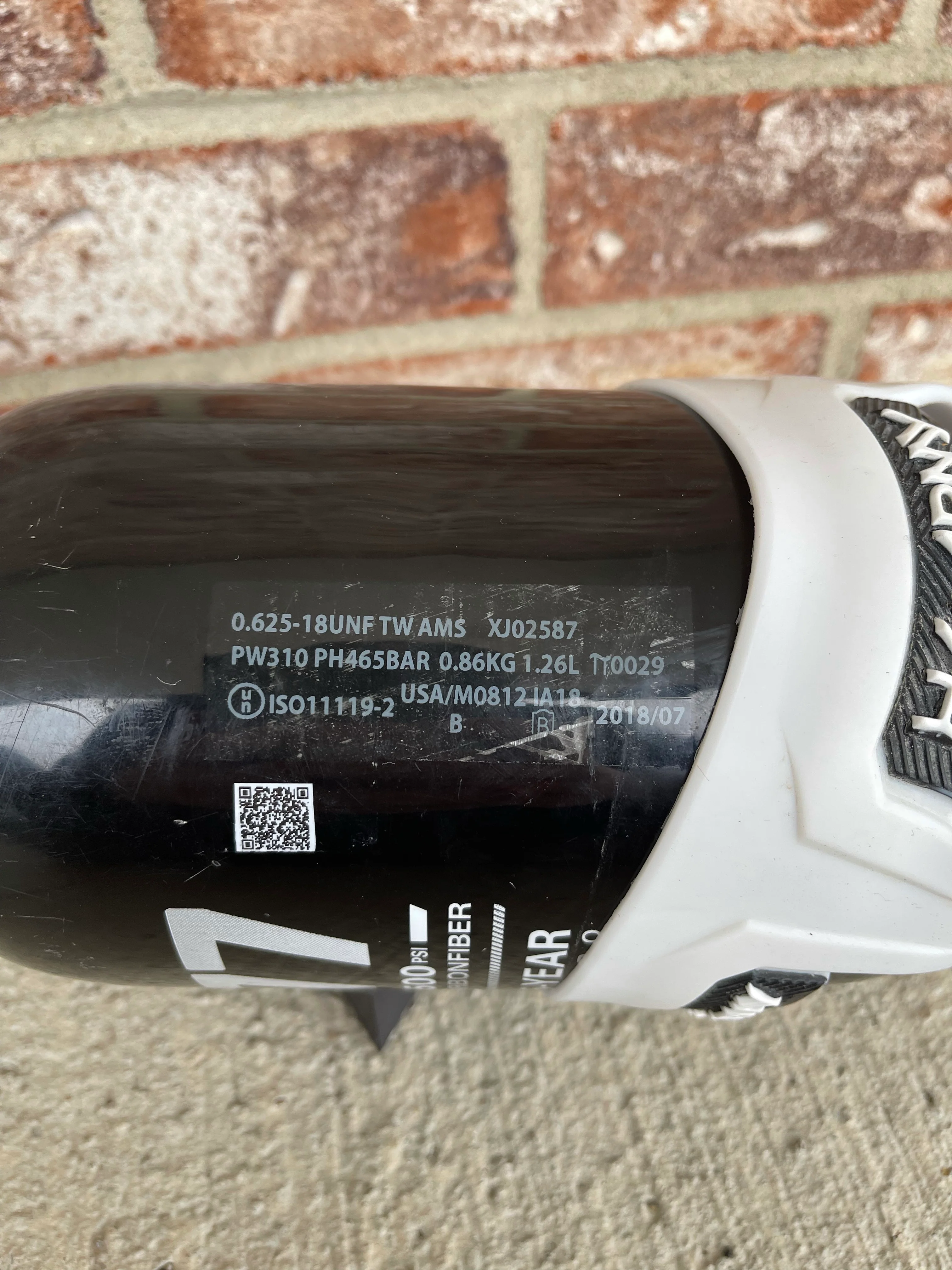 Used First Strike Carbon Fiber 77/4500 Paintball Tank - Image 3