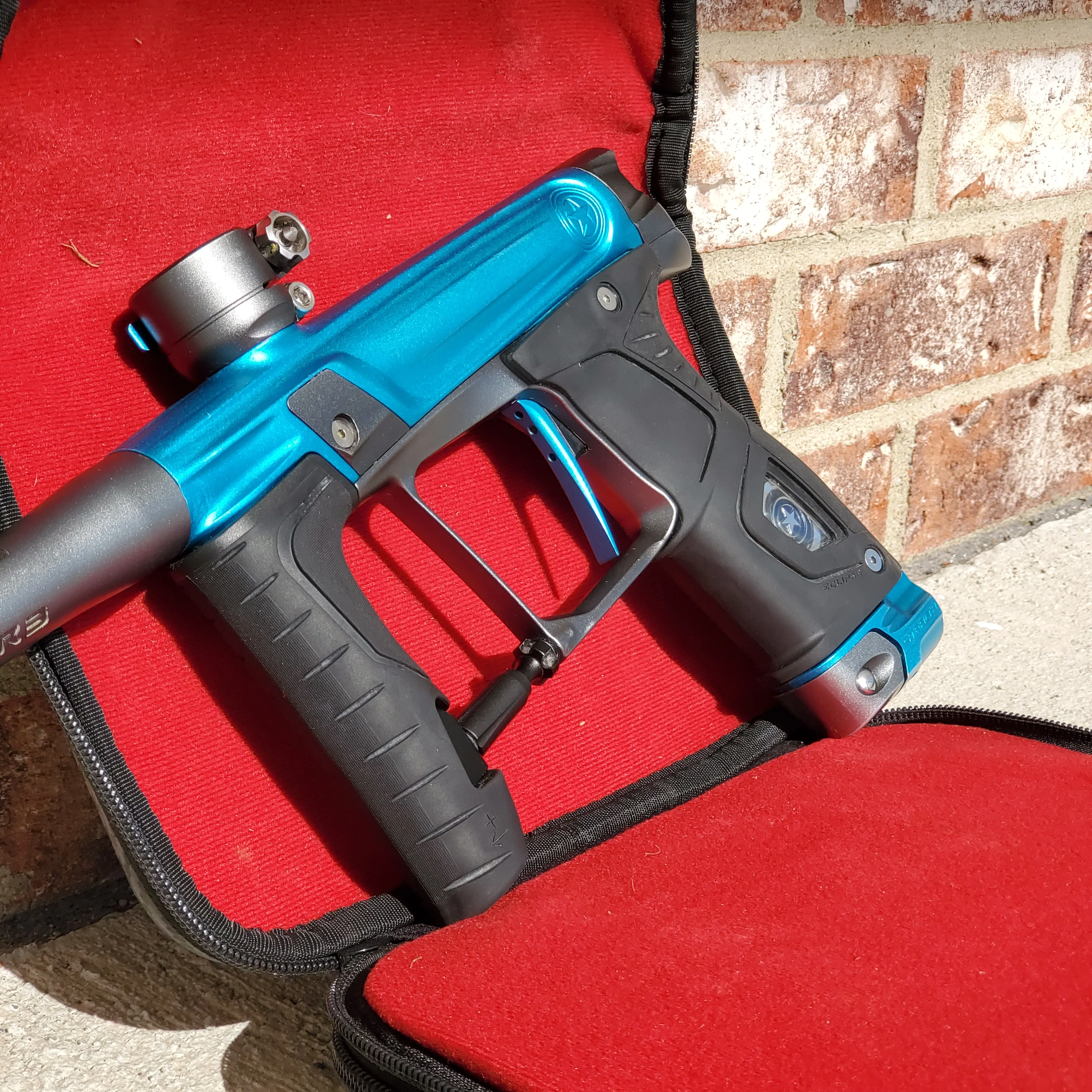 Used GI Sports Stealth Paintball Marker- Silver/Blue - Image 4