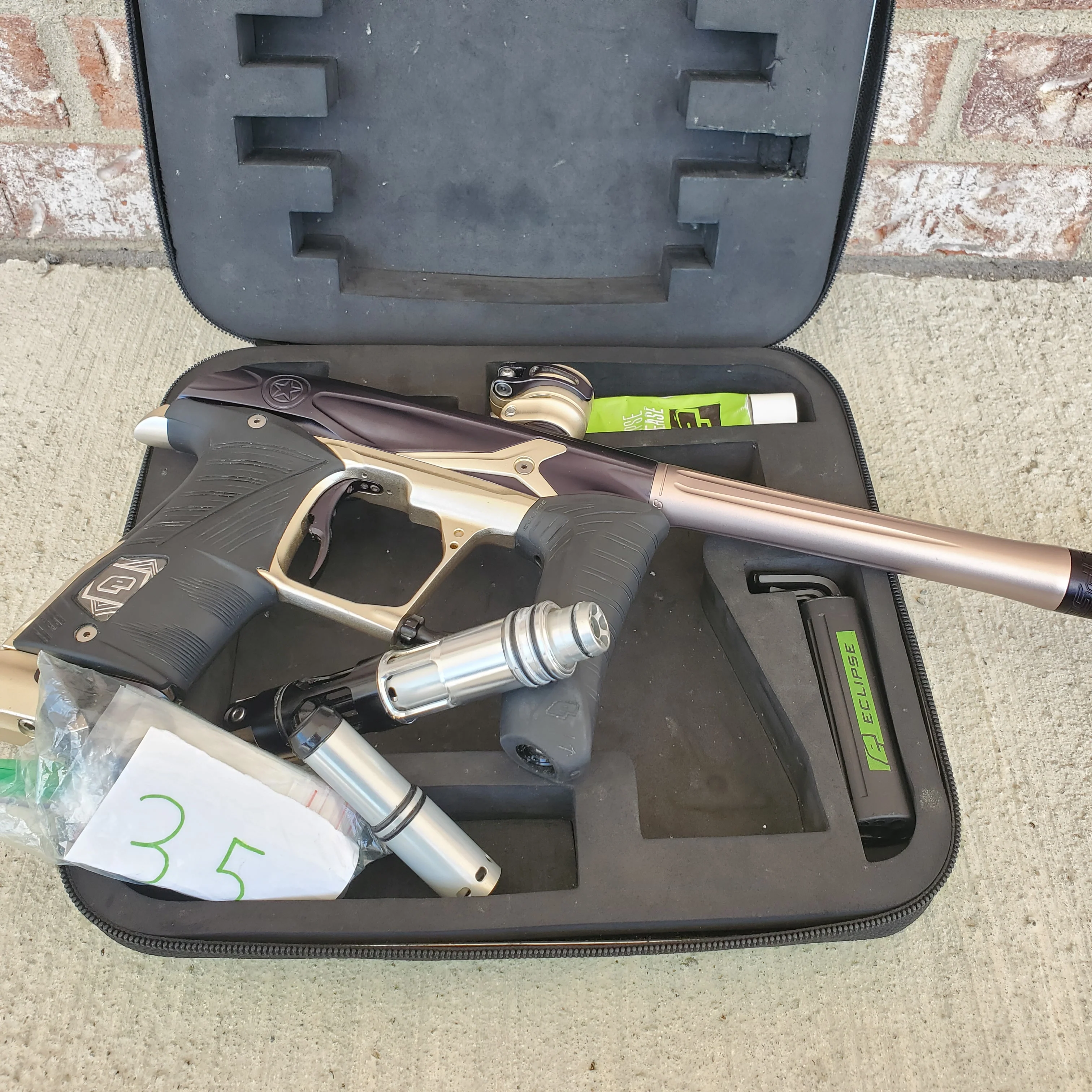 Used GI Sportz Planet Eclipse Geo 3.5 Paintball Gun - Black/Gold - Image 5