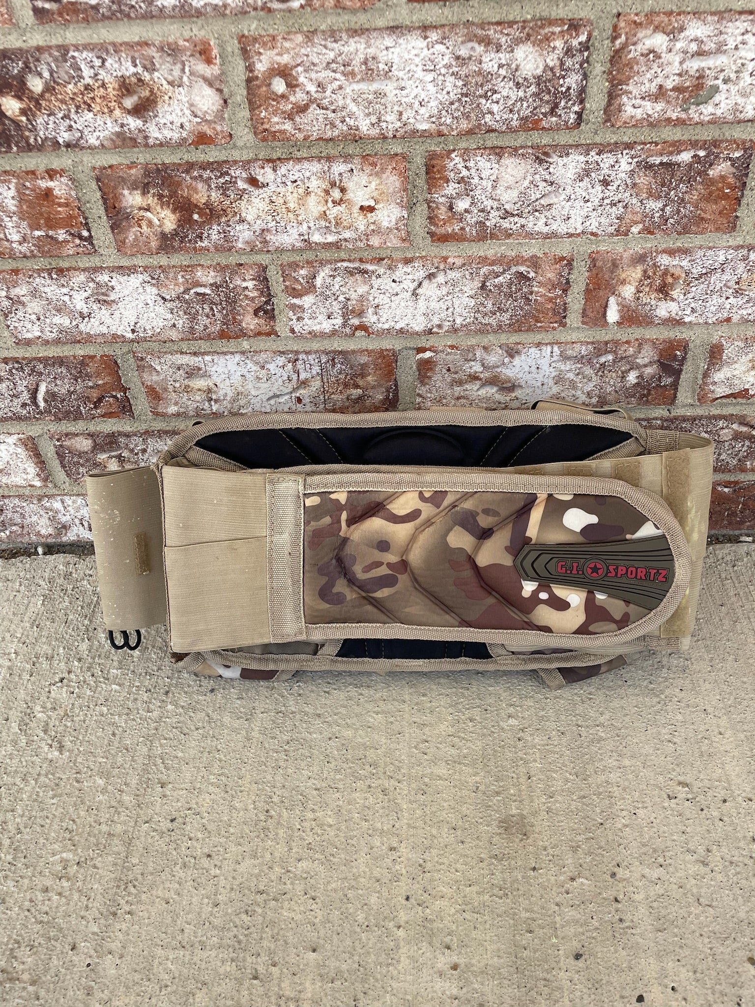 Used GI Sportz Strapped Pack 4+7 Harness -  Camo - Image 2